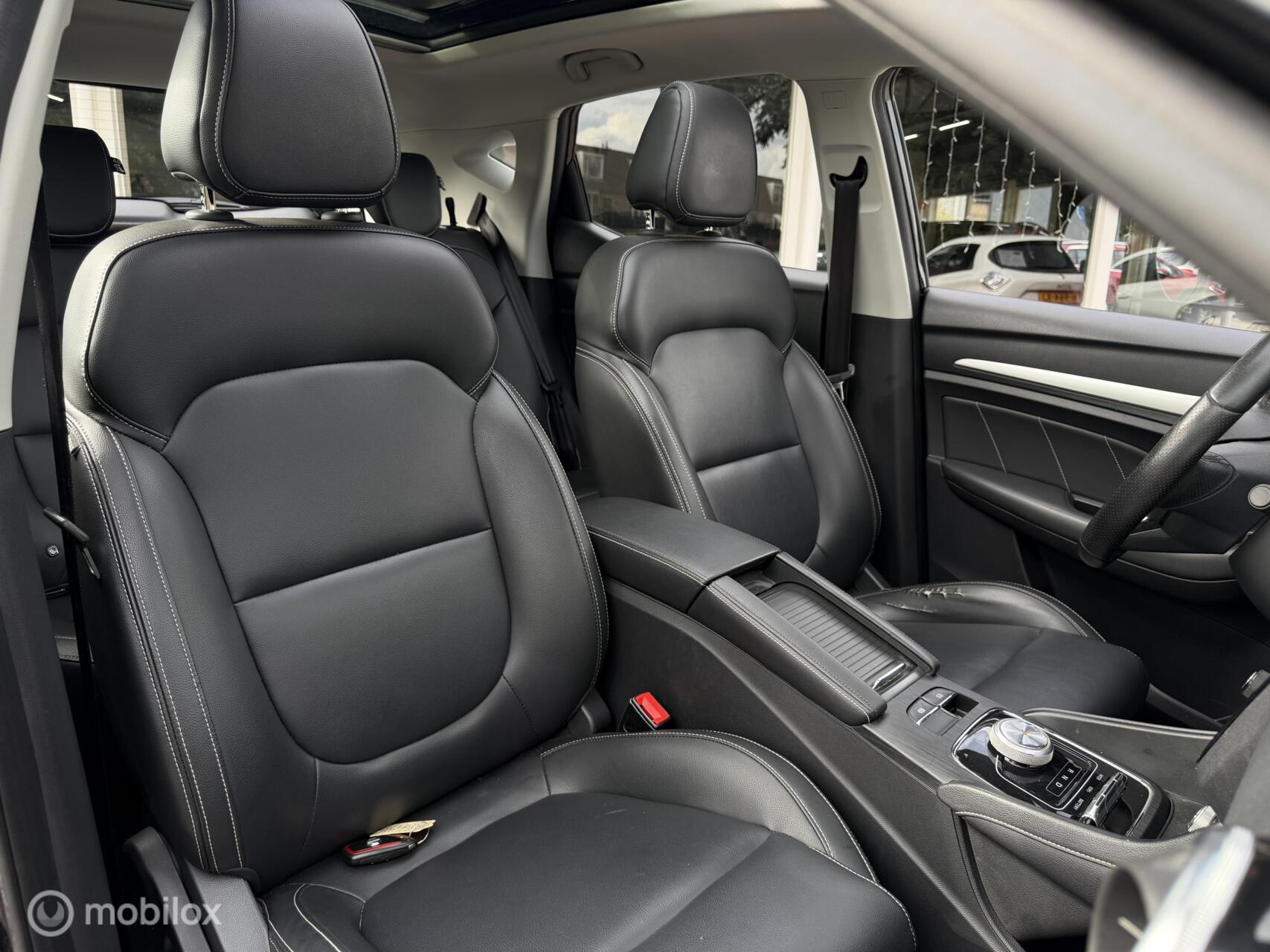 Foto van MG MG ZS Ev