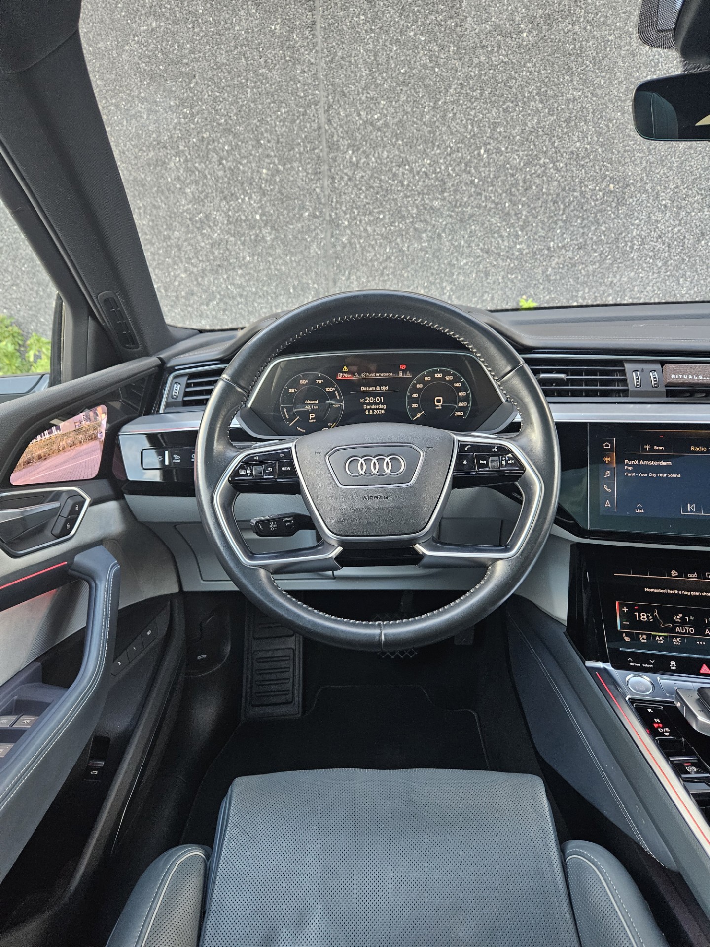 Foto van Audi E-tron Sportback 55