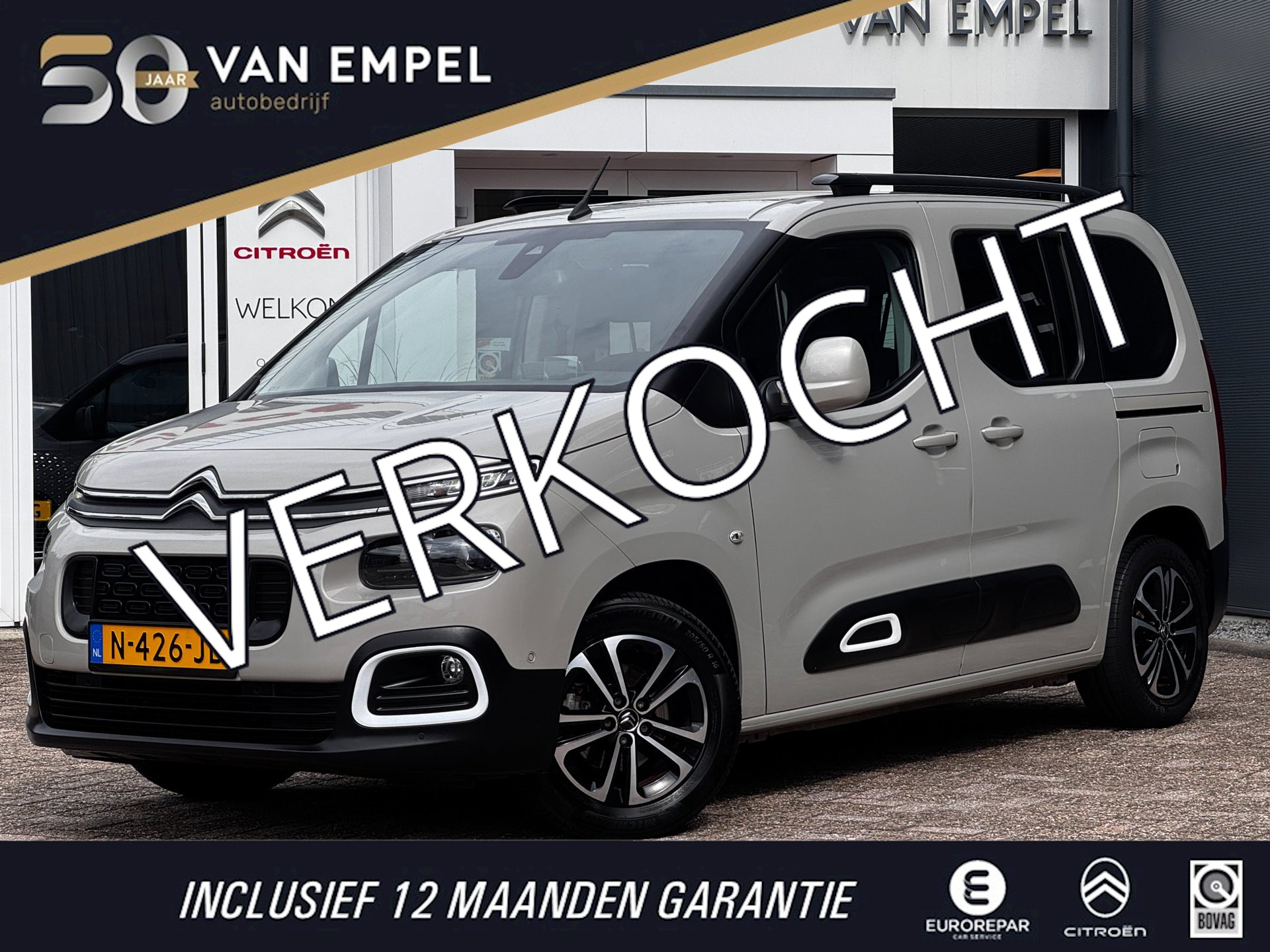Citroen Berlingo 1.2 PureTech Shine | Panoramadak | Distributieriem vervangen | Camera | Navi by App | HUD | Climate Control 2019 - voorkant