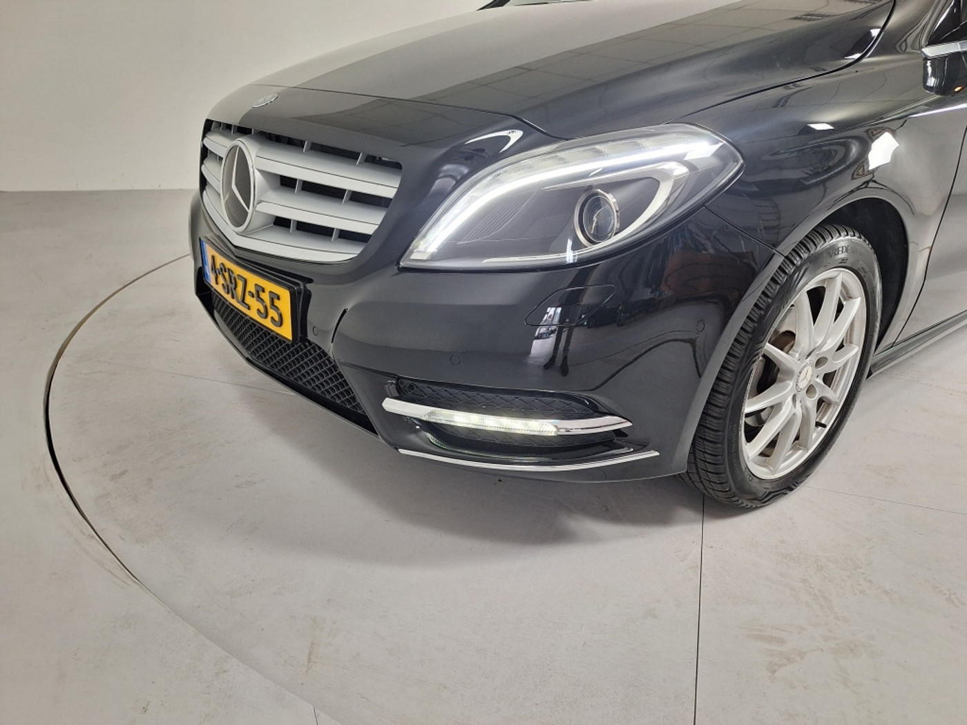 Foto van Mercedes-Benz B 180