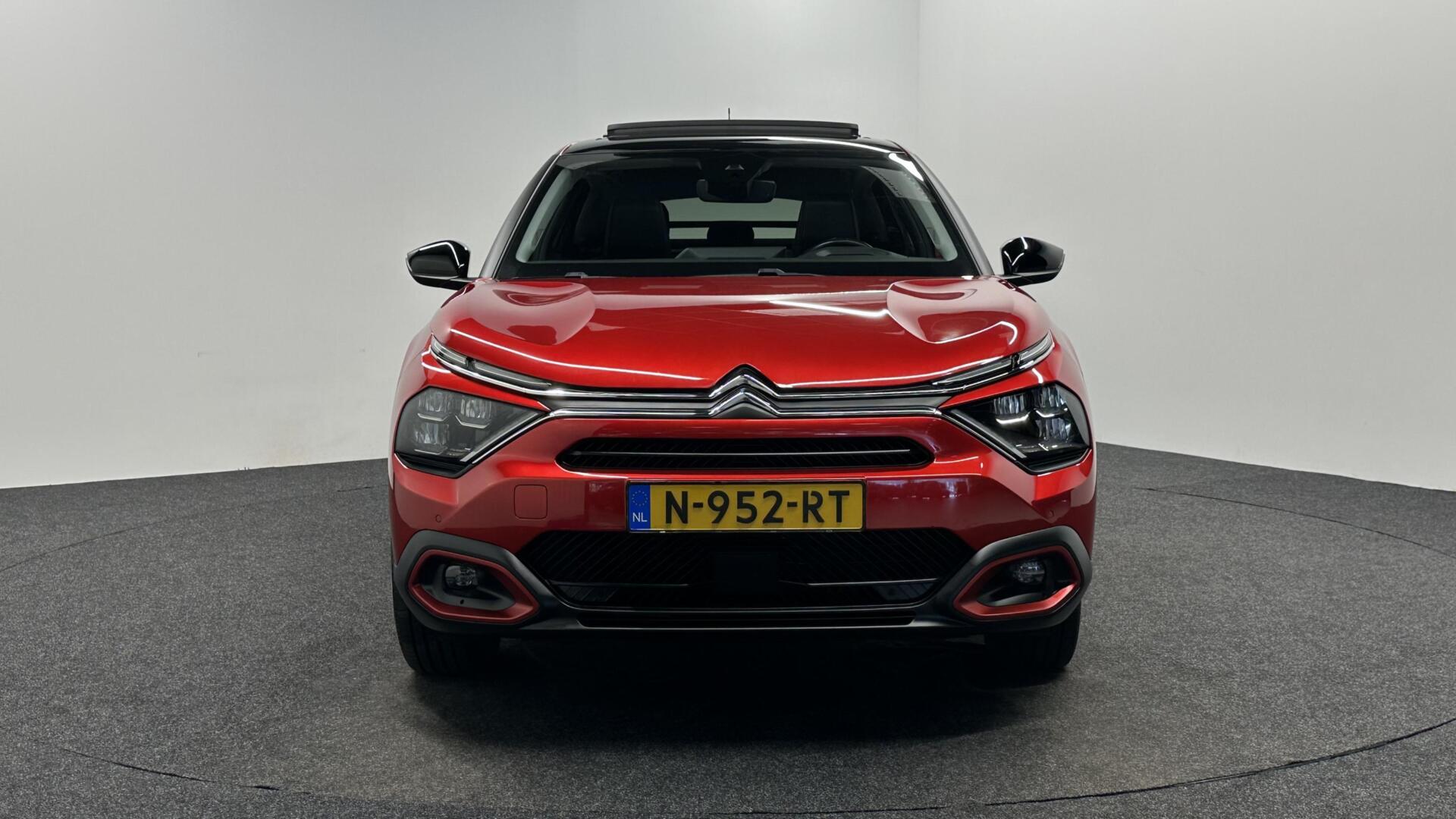 Foto van Citroen E-c4
