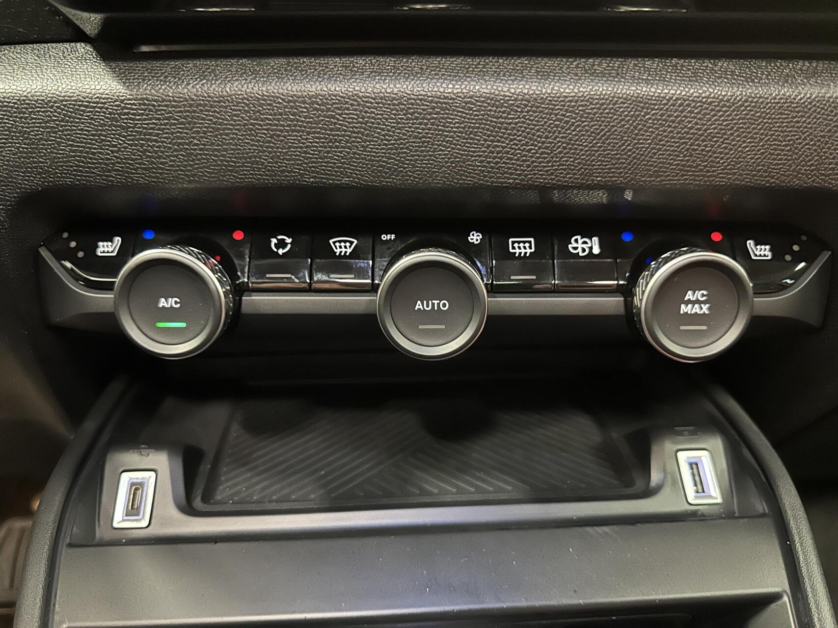 Foto van Citroen E-c4