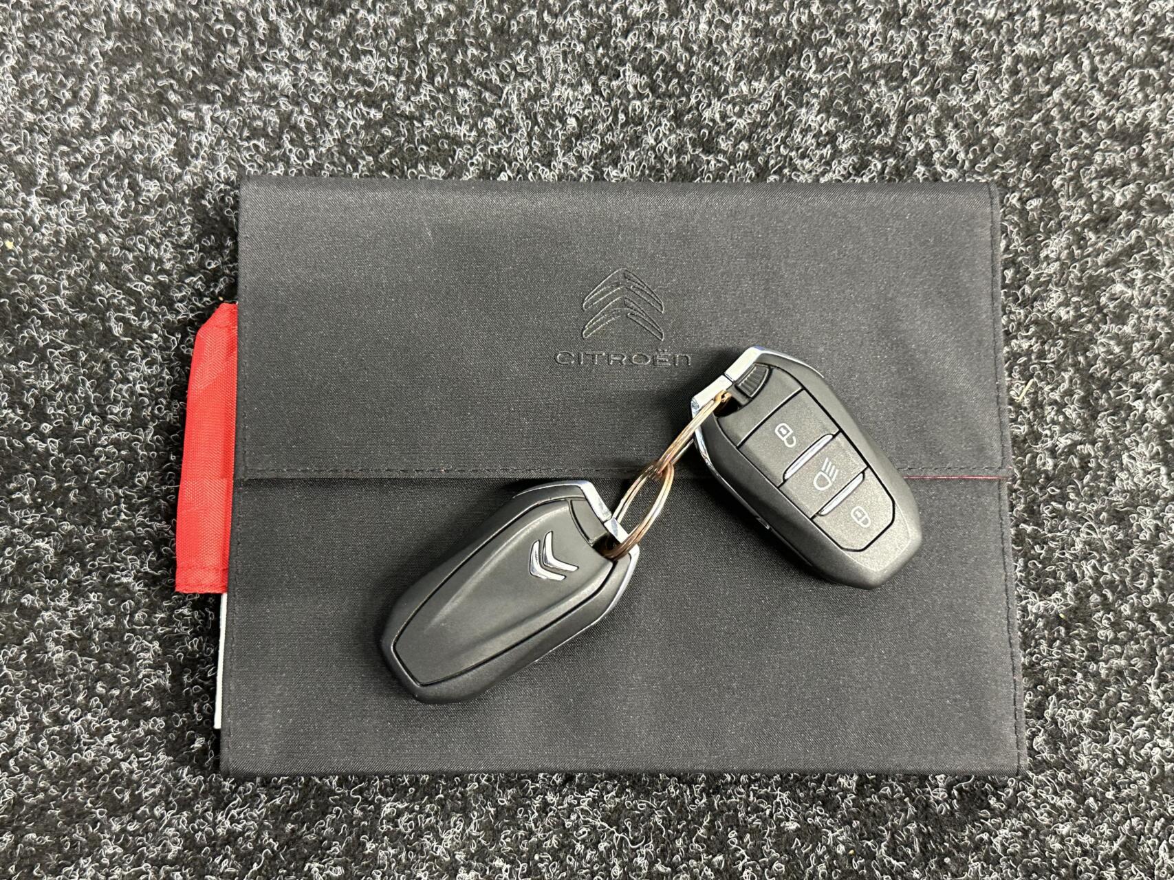 Foto van Citroen E-c4