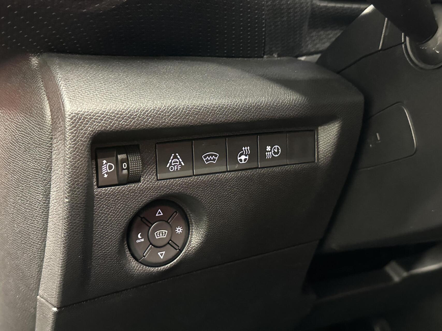 Foto van Citroen E-c4