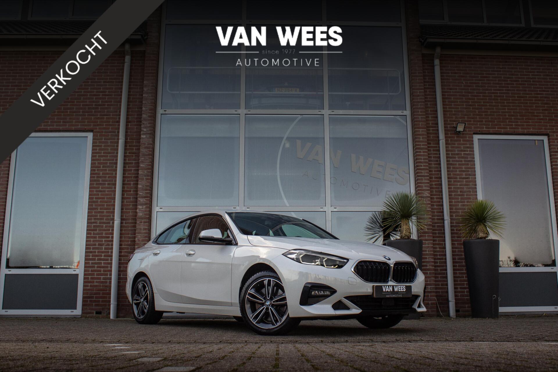 BMW 220i 220i Business Edition Sport Line | 1e eigenaar | NL auto | BTW auto | Sportstuur | Adaptive LED | Sportstoelen | DAB | Navigatie | PDC | Cruise control 2021 - voorkant