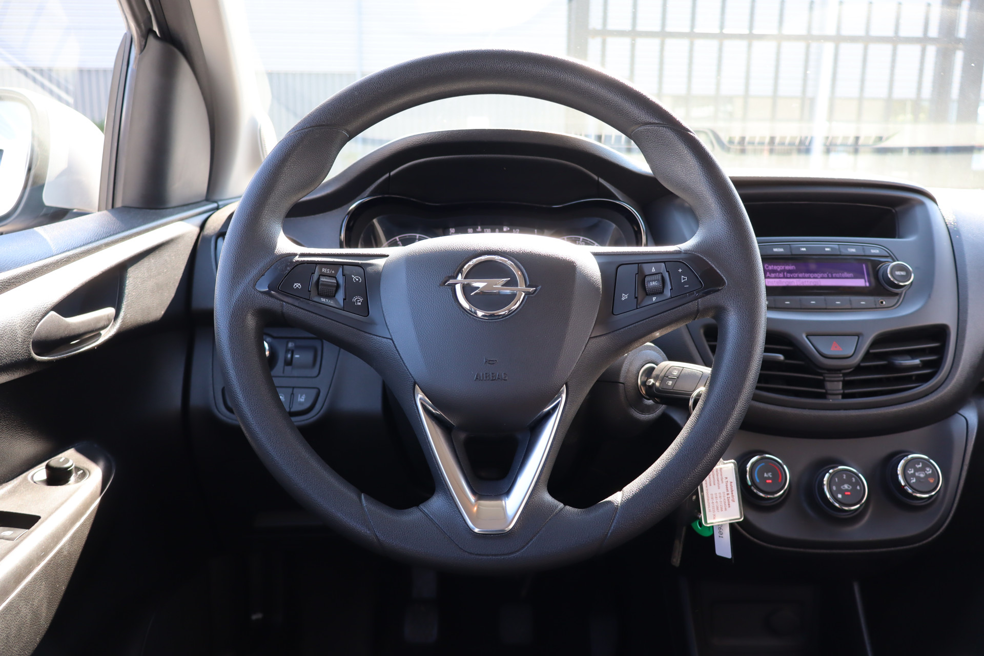 Foto van Opel Karl / Viva