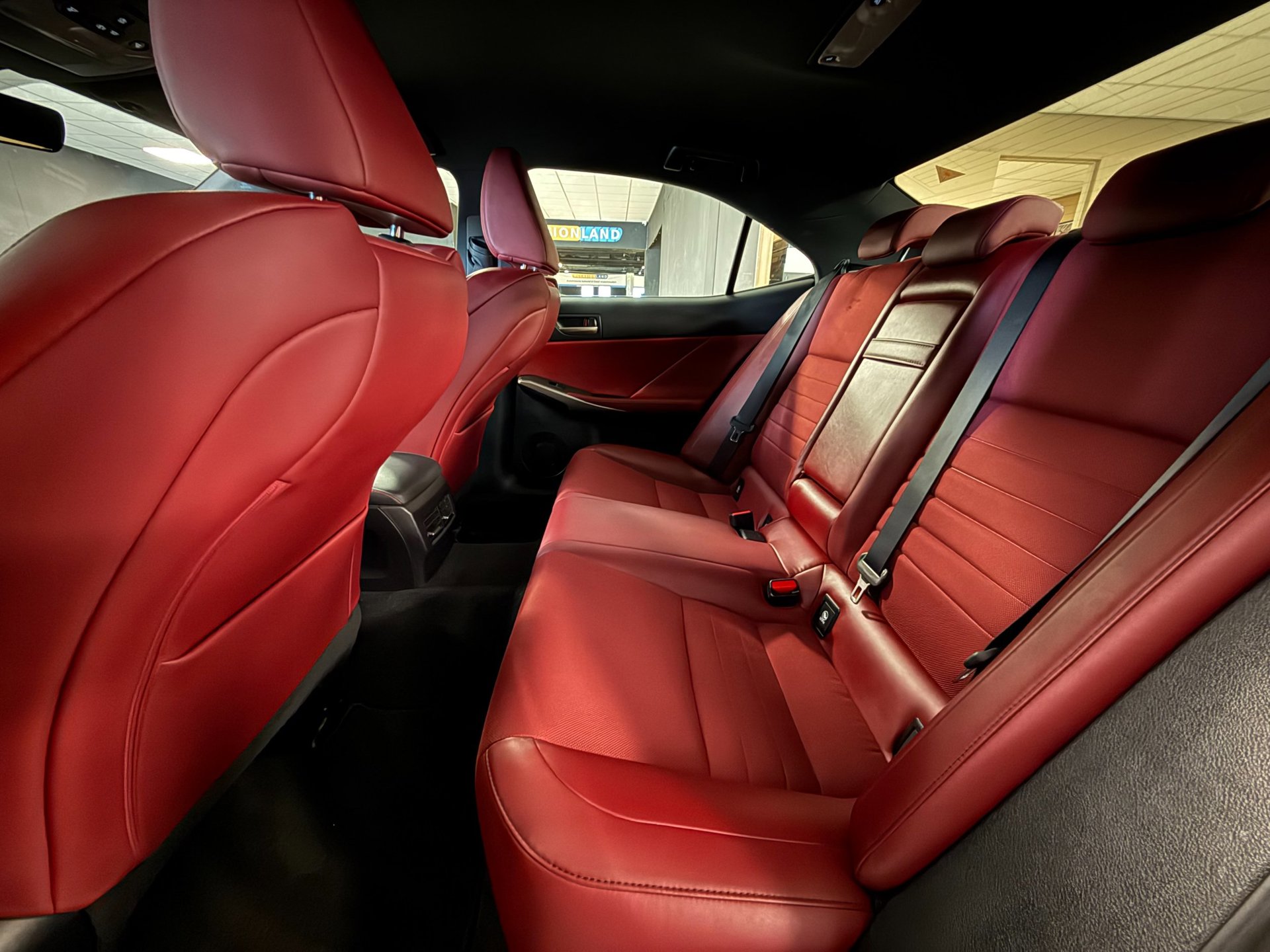 Foto van Lexus Lexus Is300h