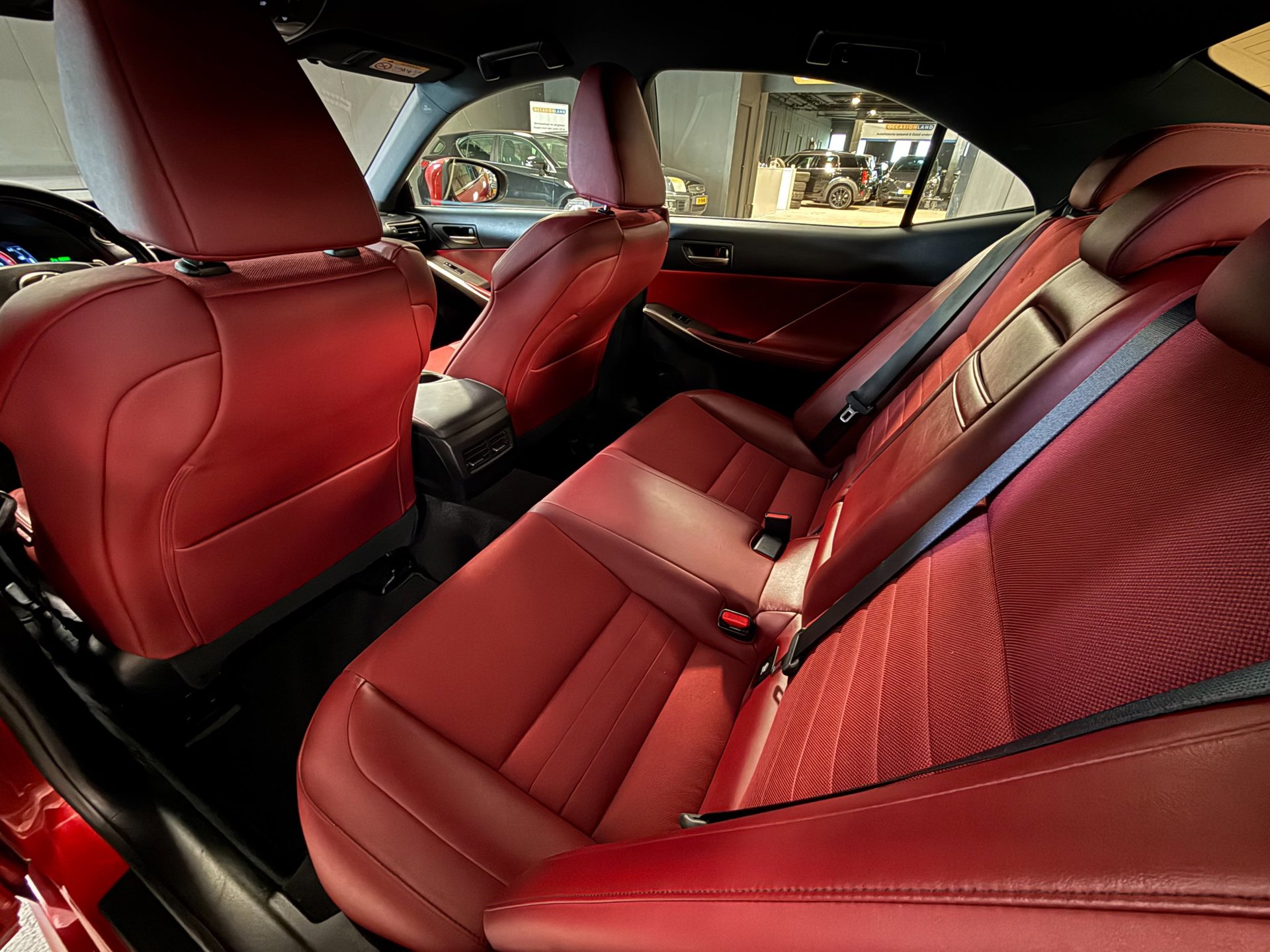 Foto van Lexus Lexus Is300h