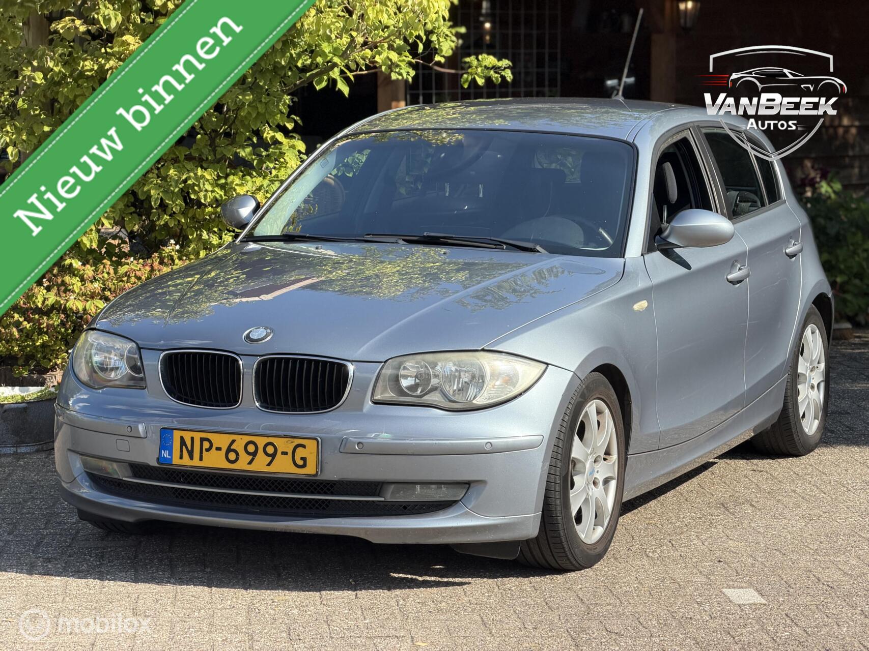 BMW 1er Reihe 116i 2007 - voorkant
