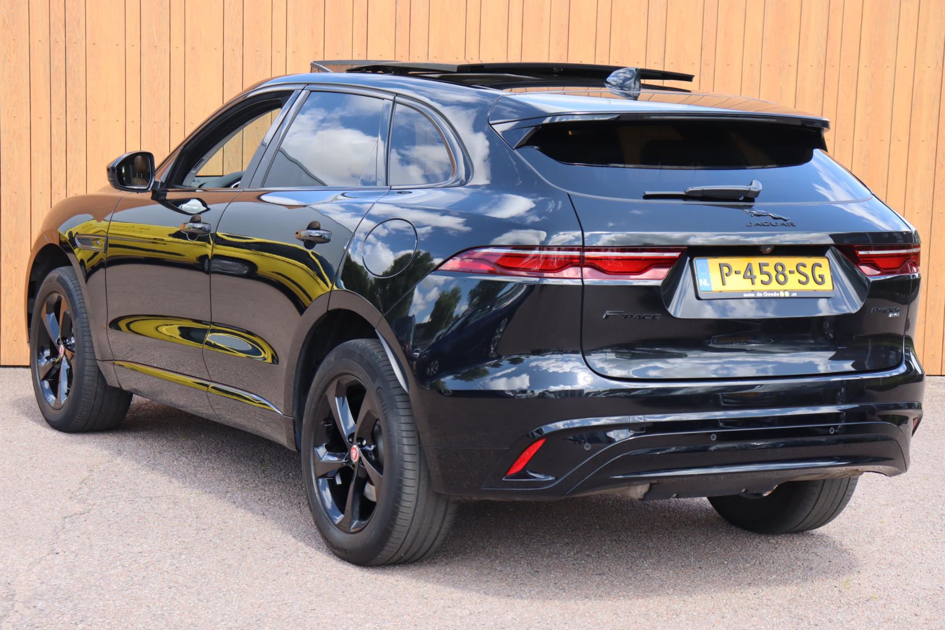 Foto van Jaguar F-pace