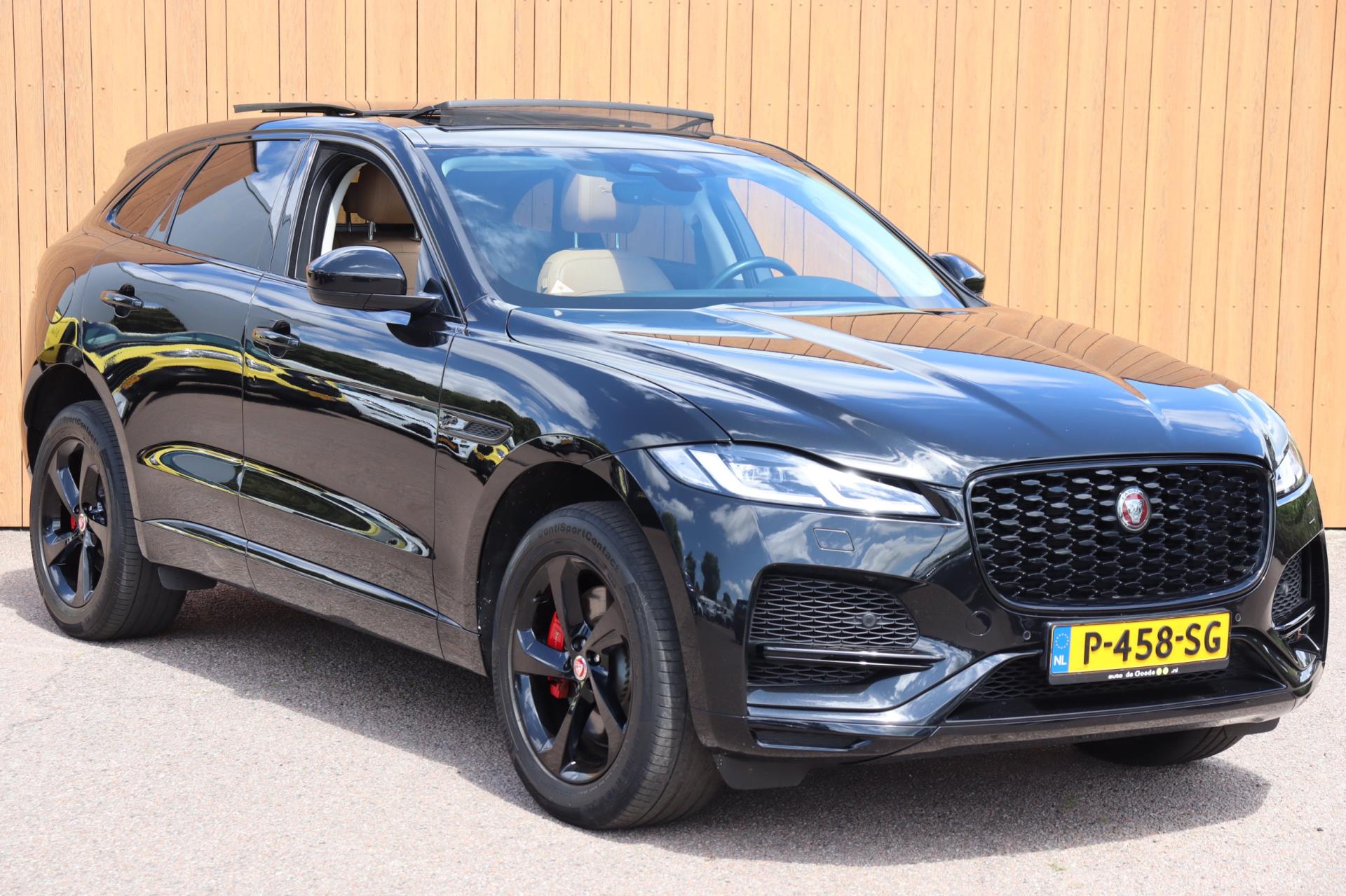 Foto van Jaguar F-pace