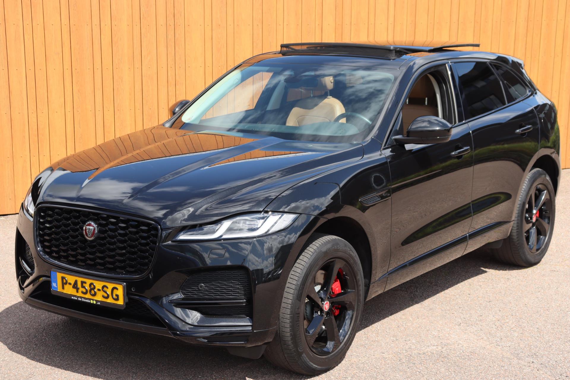 Foto van Jaguar F-pace