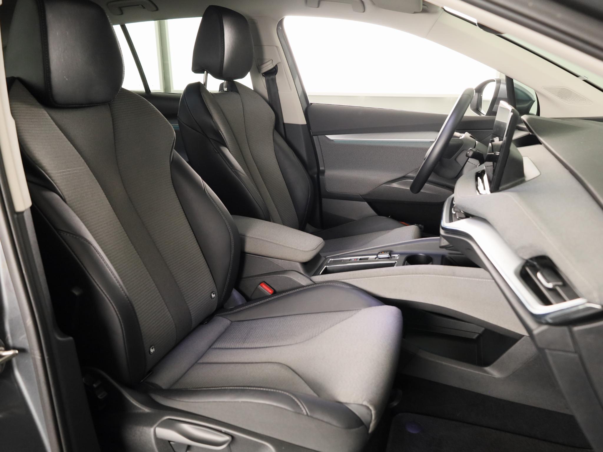 Foto van Skoda Enyaq 60