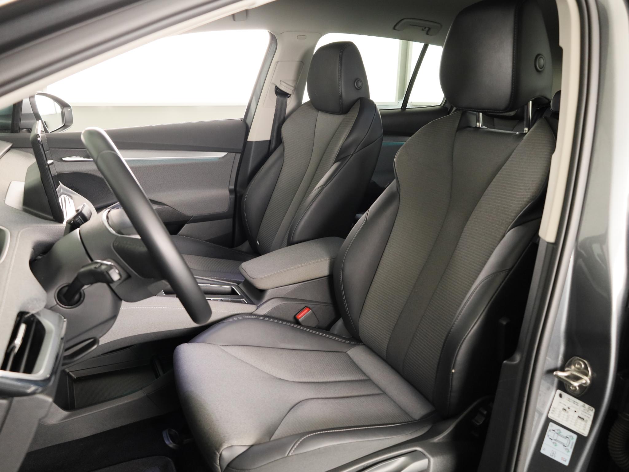 Foto van Skoda Enyaq 60