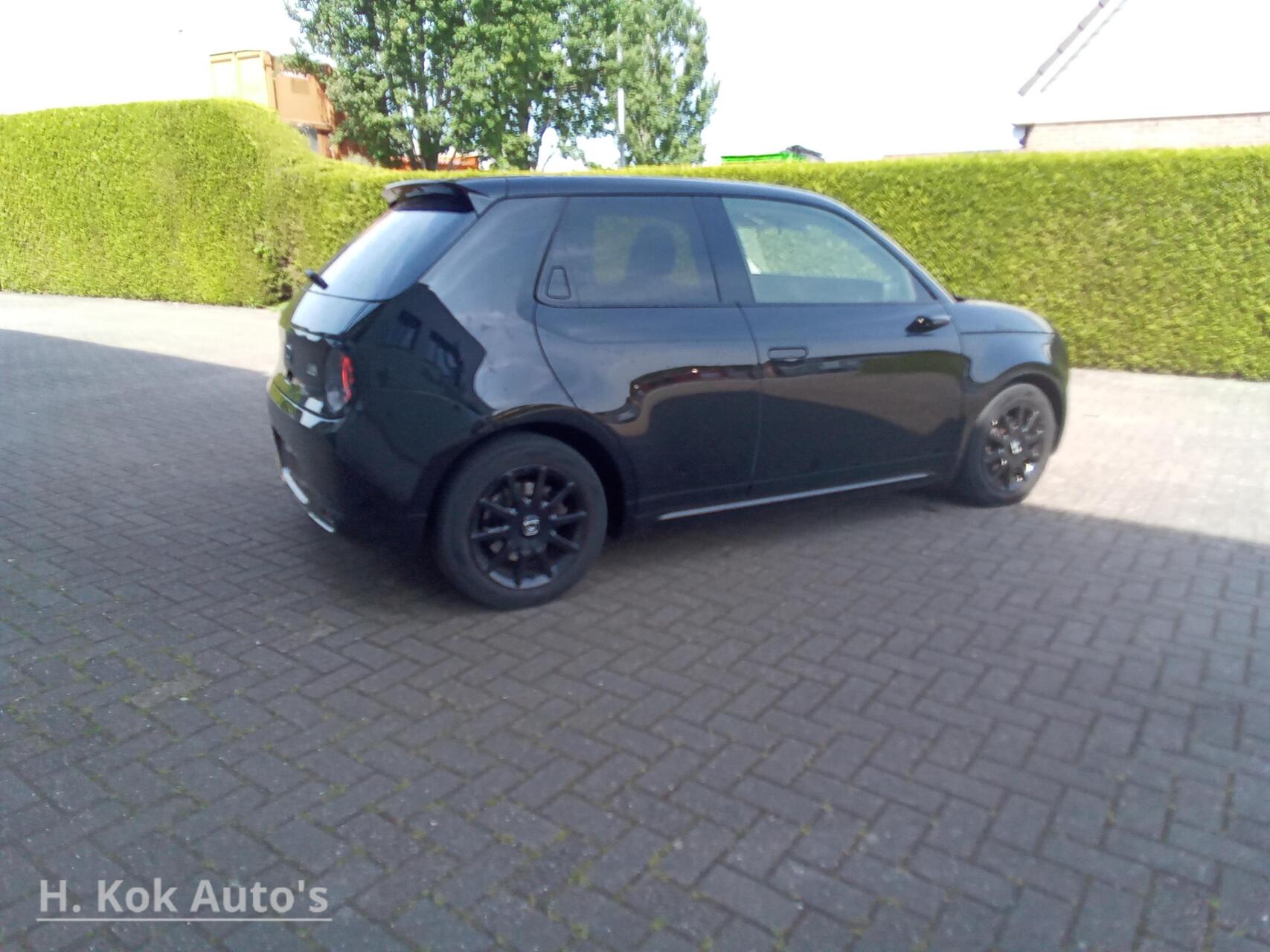 Foto van Honda Honda E