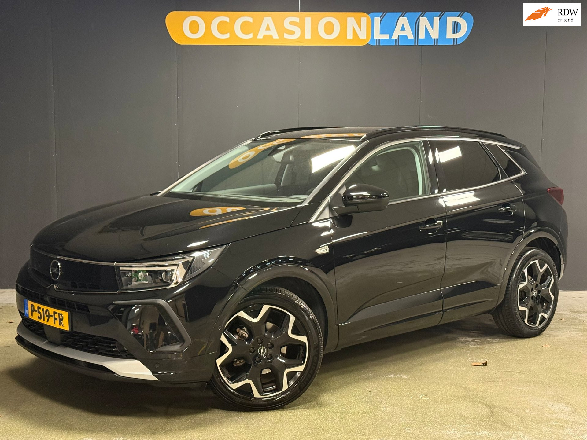Opel Grandland 1.2 Turbo Business Elegance 2022 - voorkant