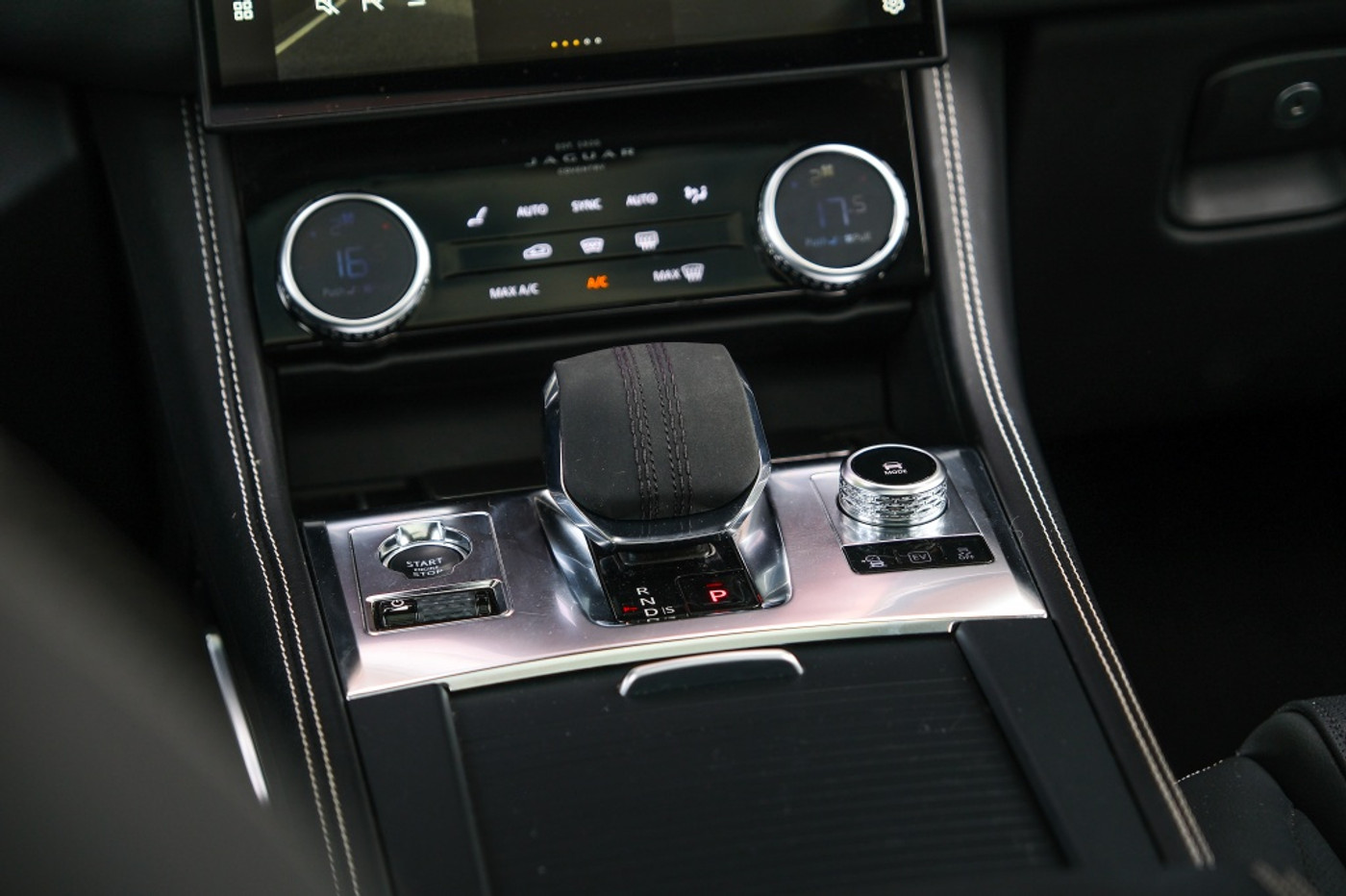 Foto van Jaguar Jaguar F-pace