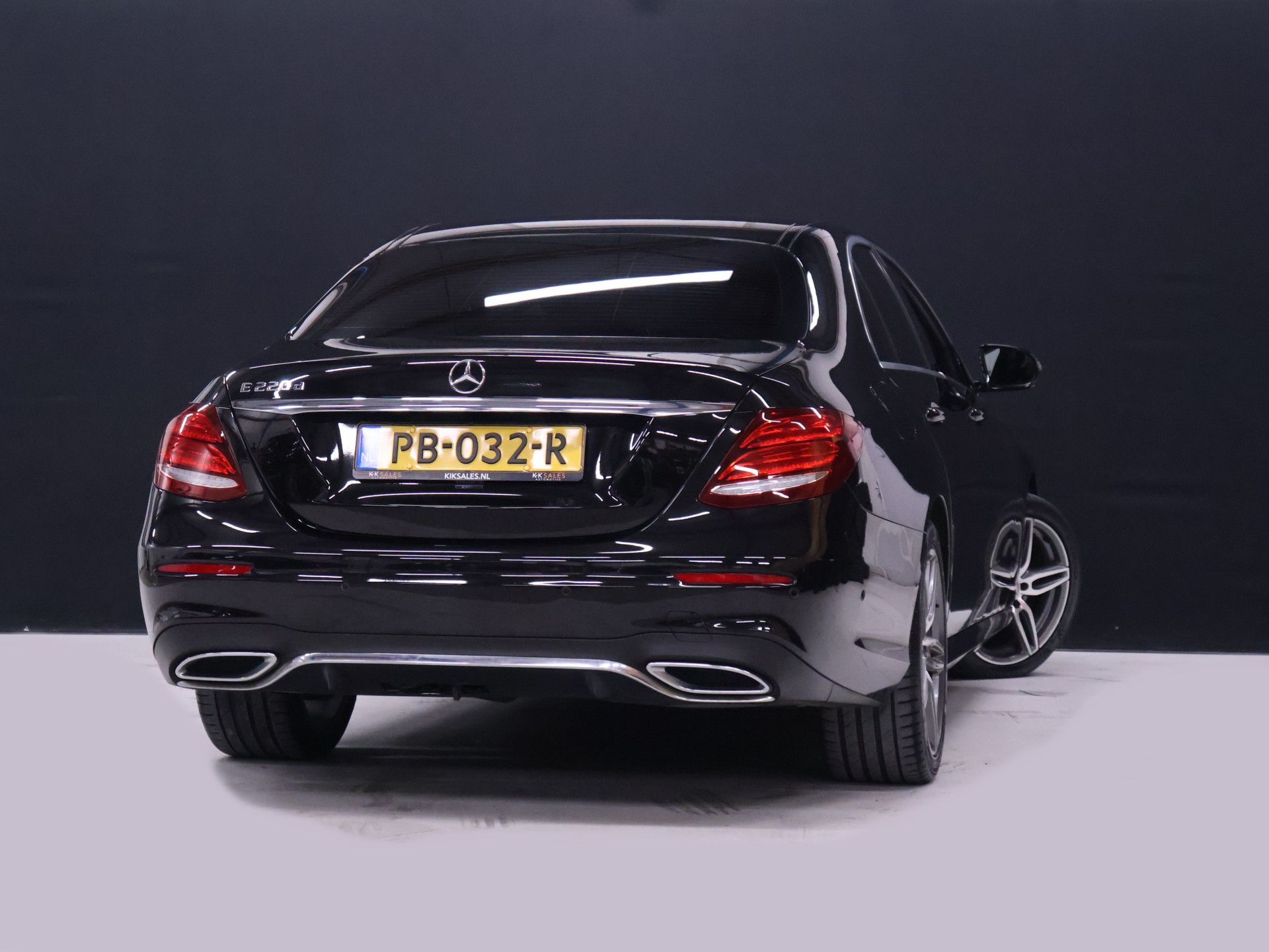 Foto van Mercedes-Benz E 220 D