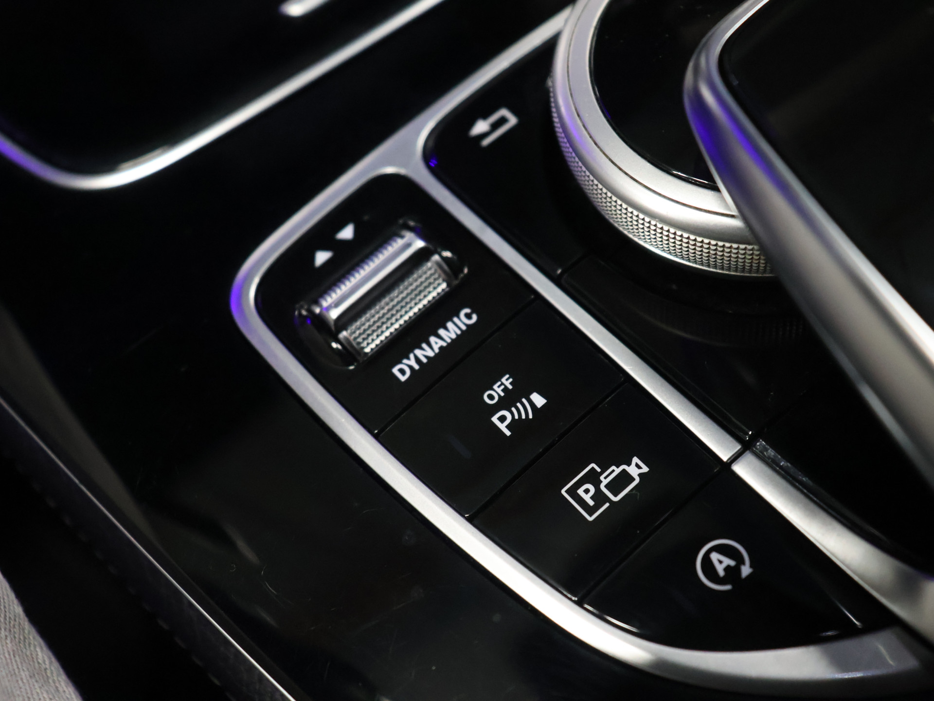 Foto van Mercedes-Benz E 220 D