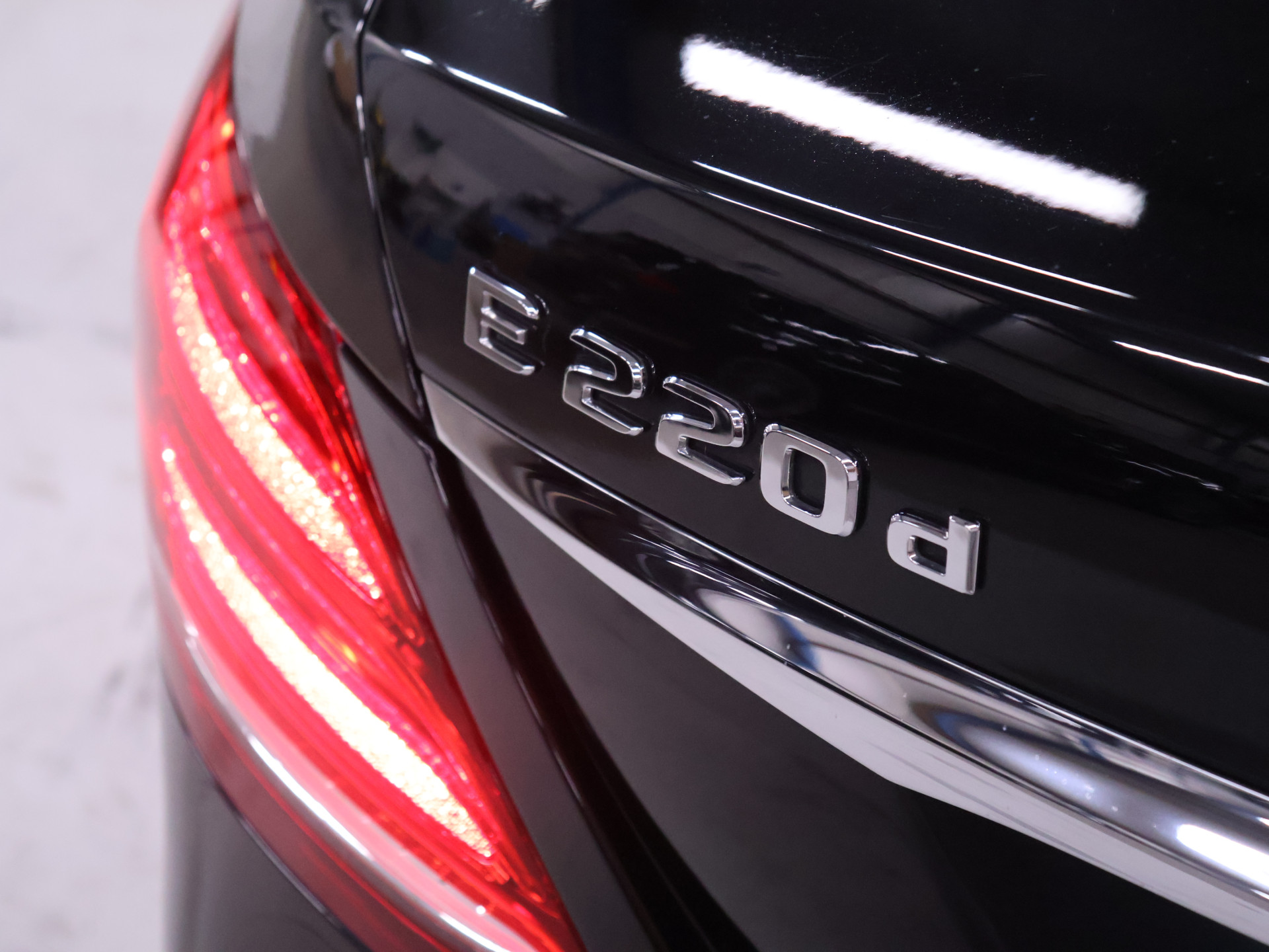 Foto van Mercedes-Benz E 220 D