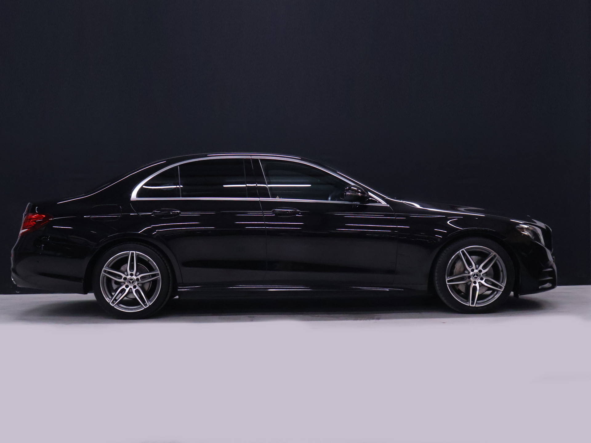 Foto van Mercedes-Benz E 220 D
