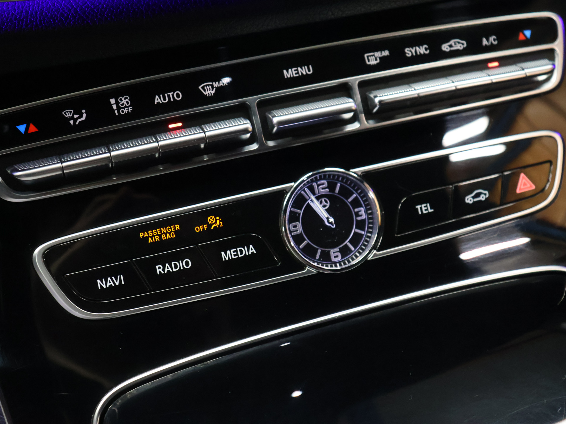 Foto van Mercedes-Benz E 220 D