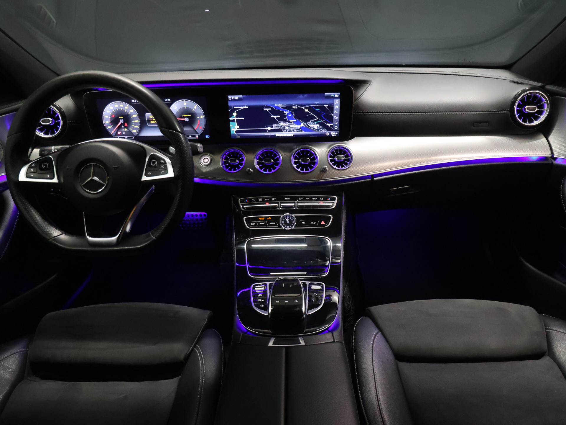 Foto van Mercedes-Benz E 220 D