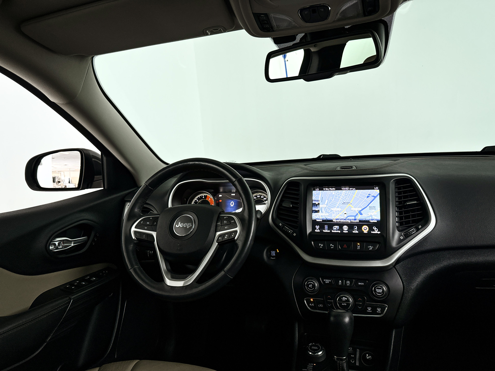 Foto van Jeep Jeep Cherokee
