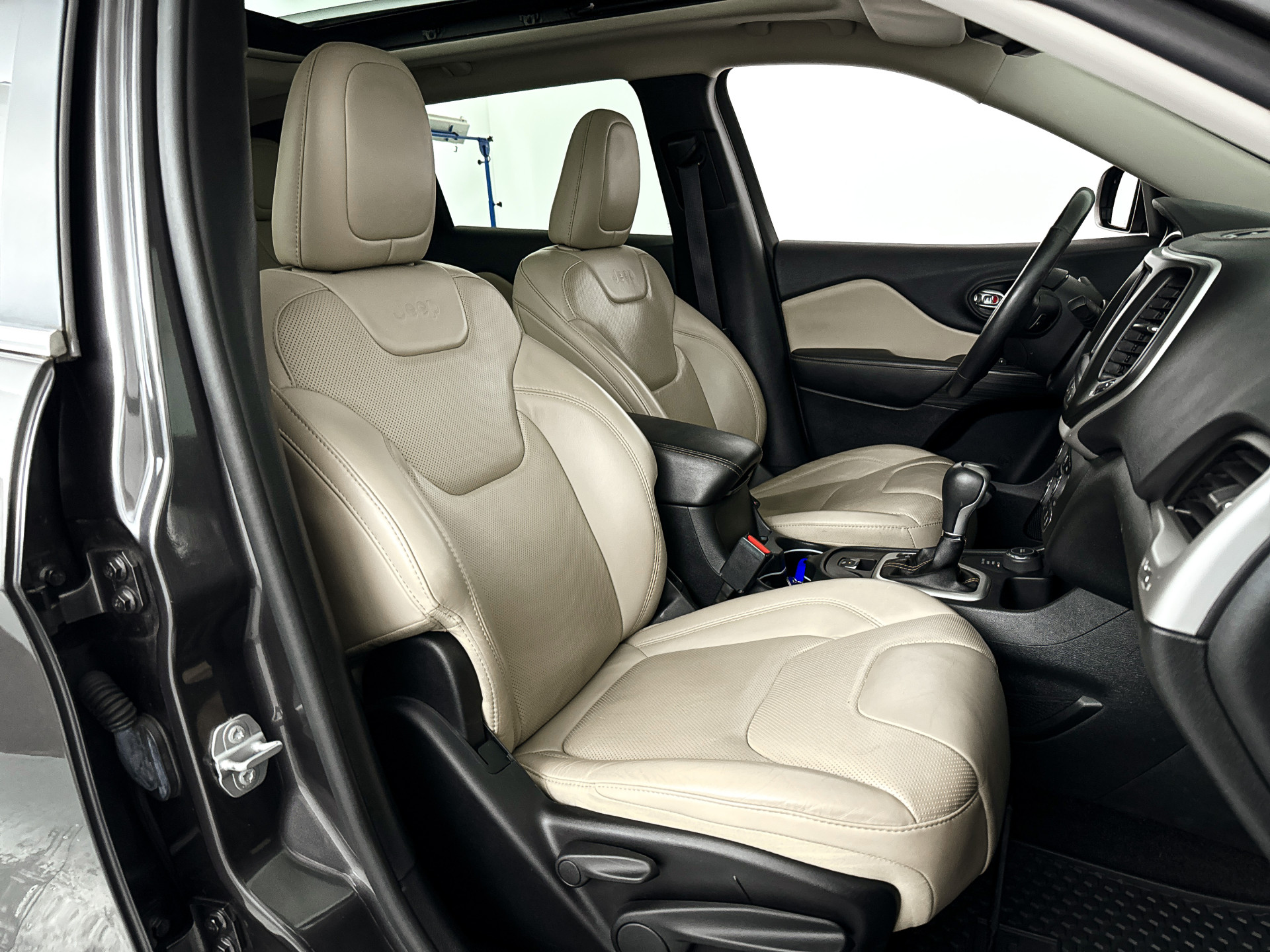 Foto van Jeep Jeep Cherokee
