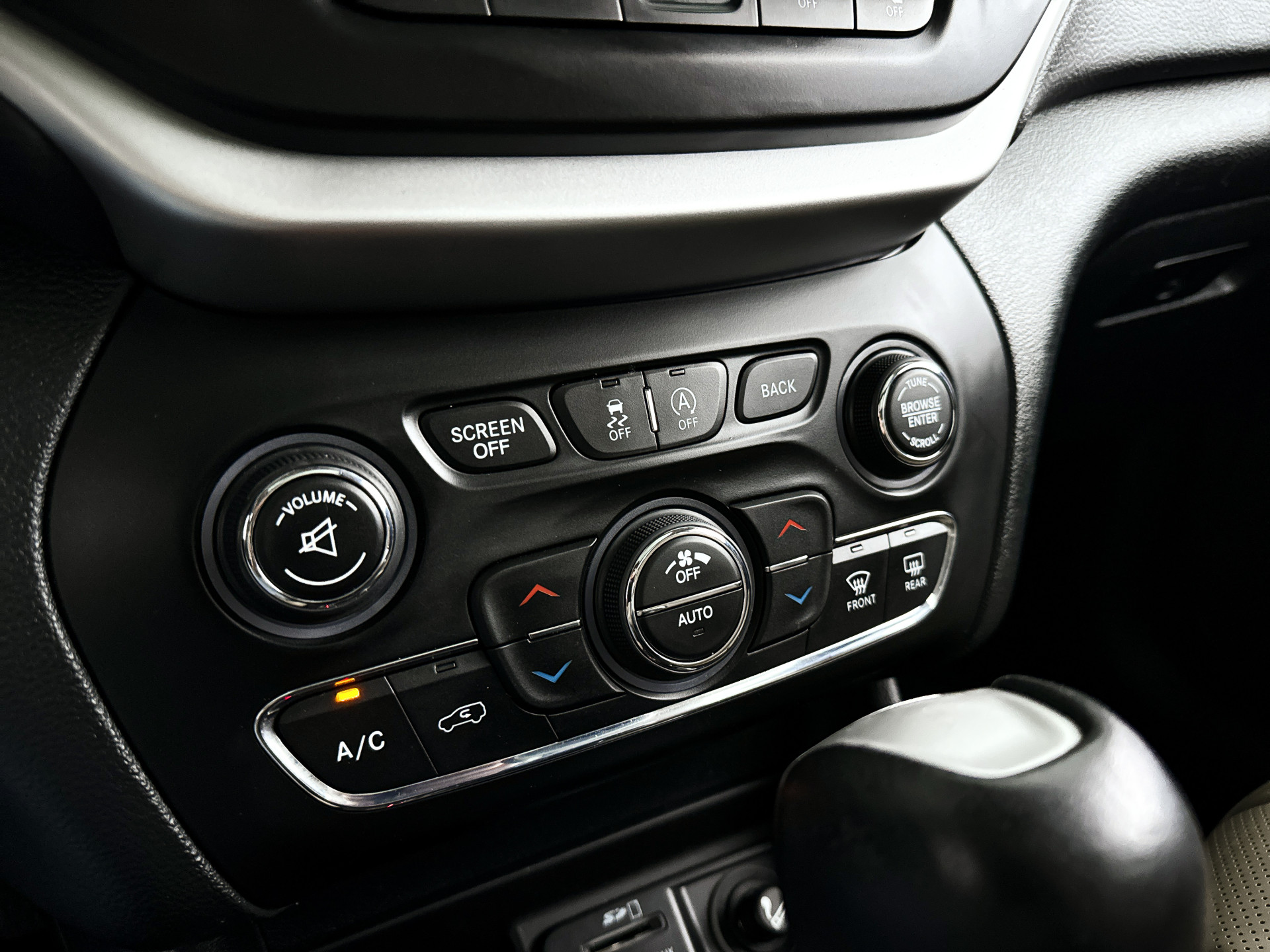 Foto van Jeep Jeep Cherokee