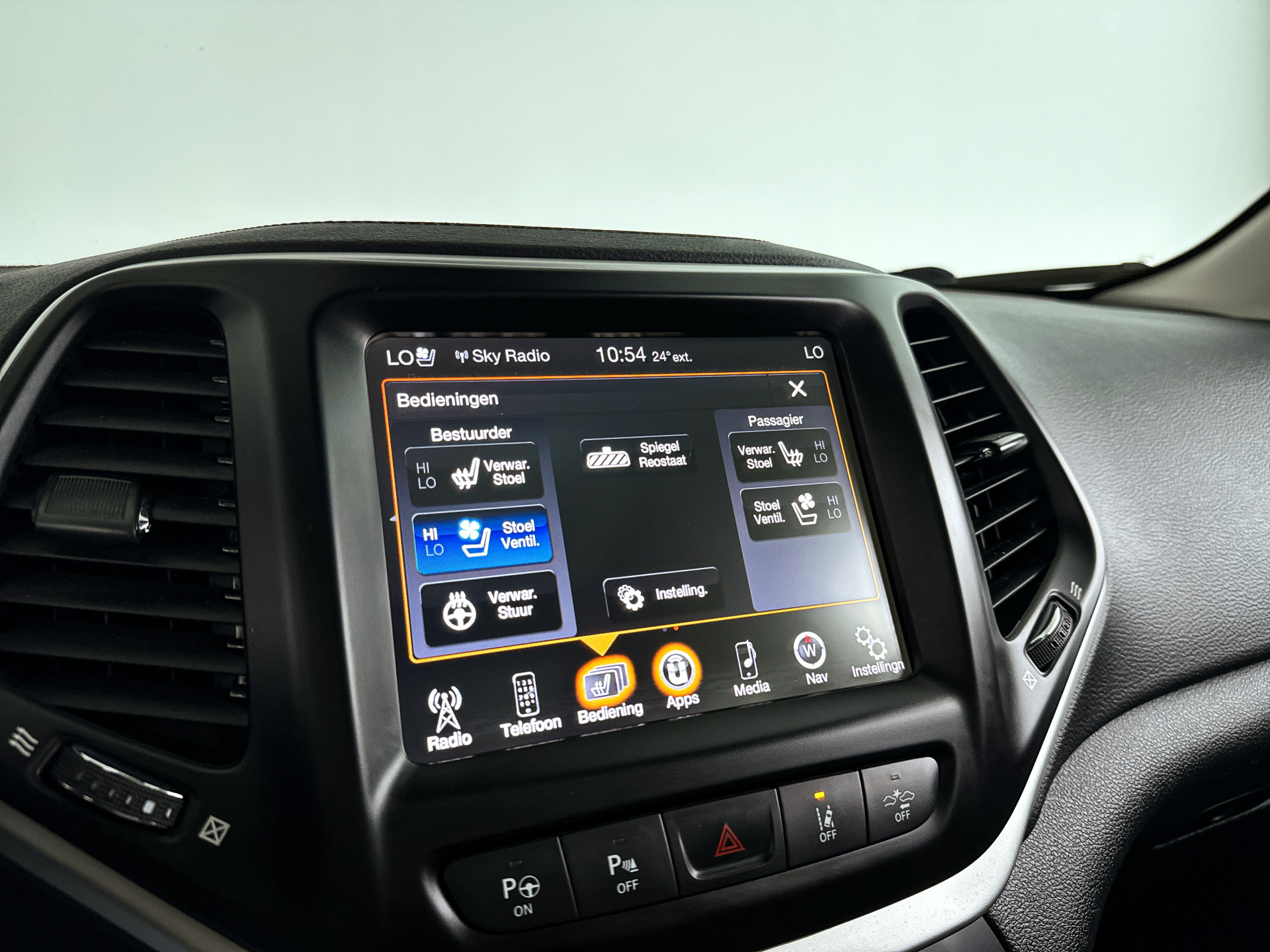 Foto van Jeep Jeep Cherokee