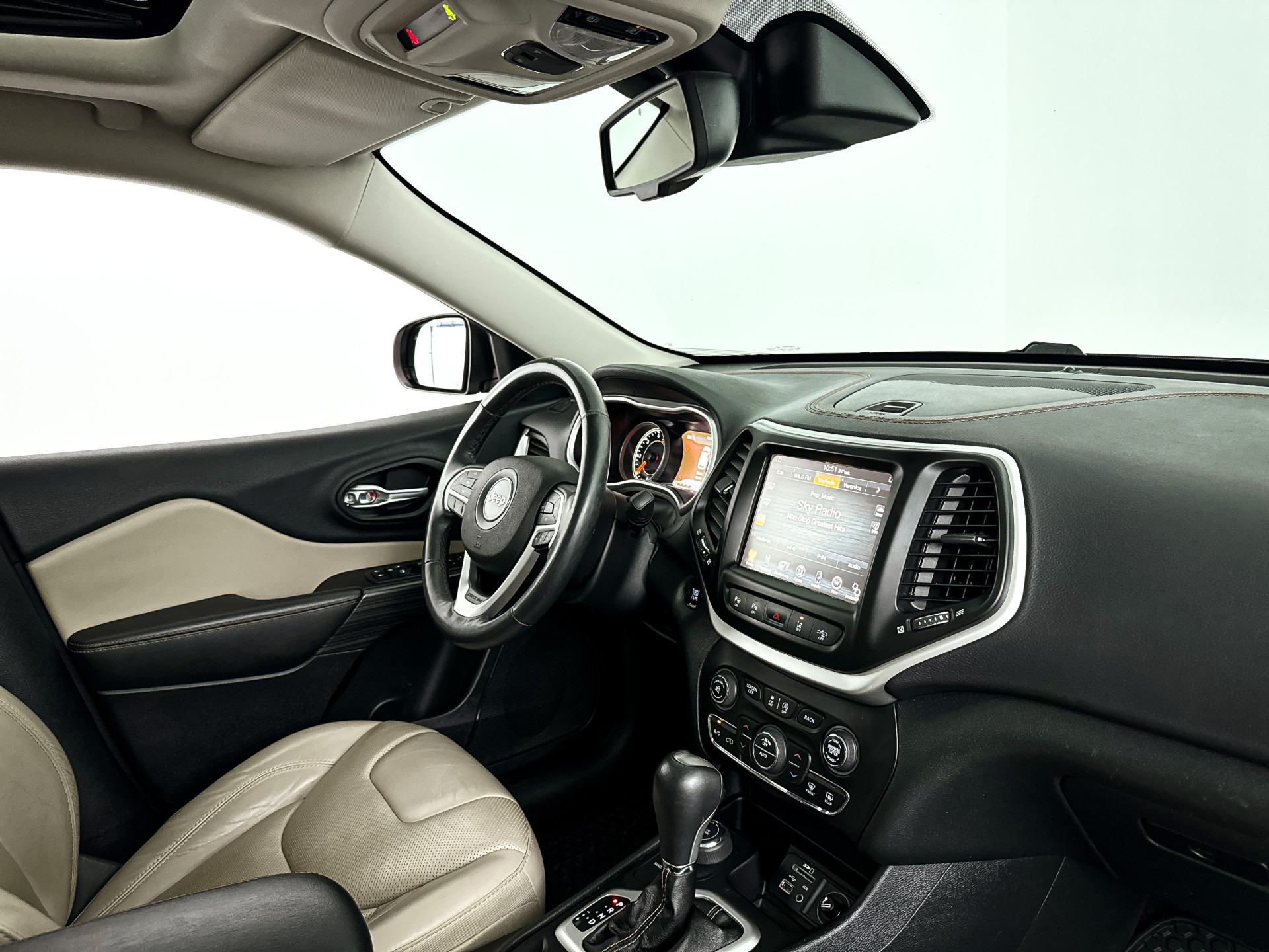 Foto van Jeep Jeep Cherokee