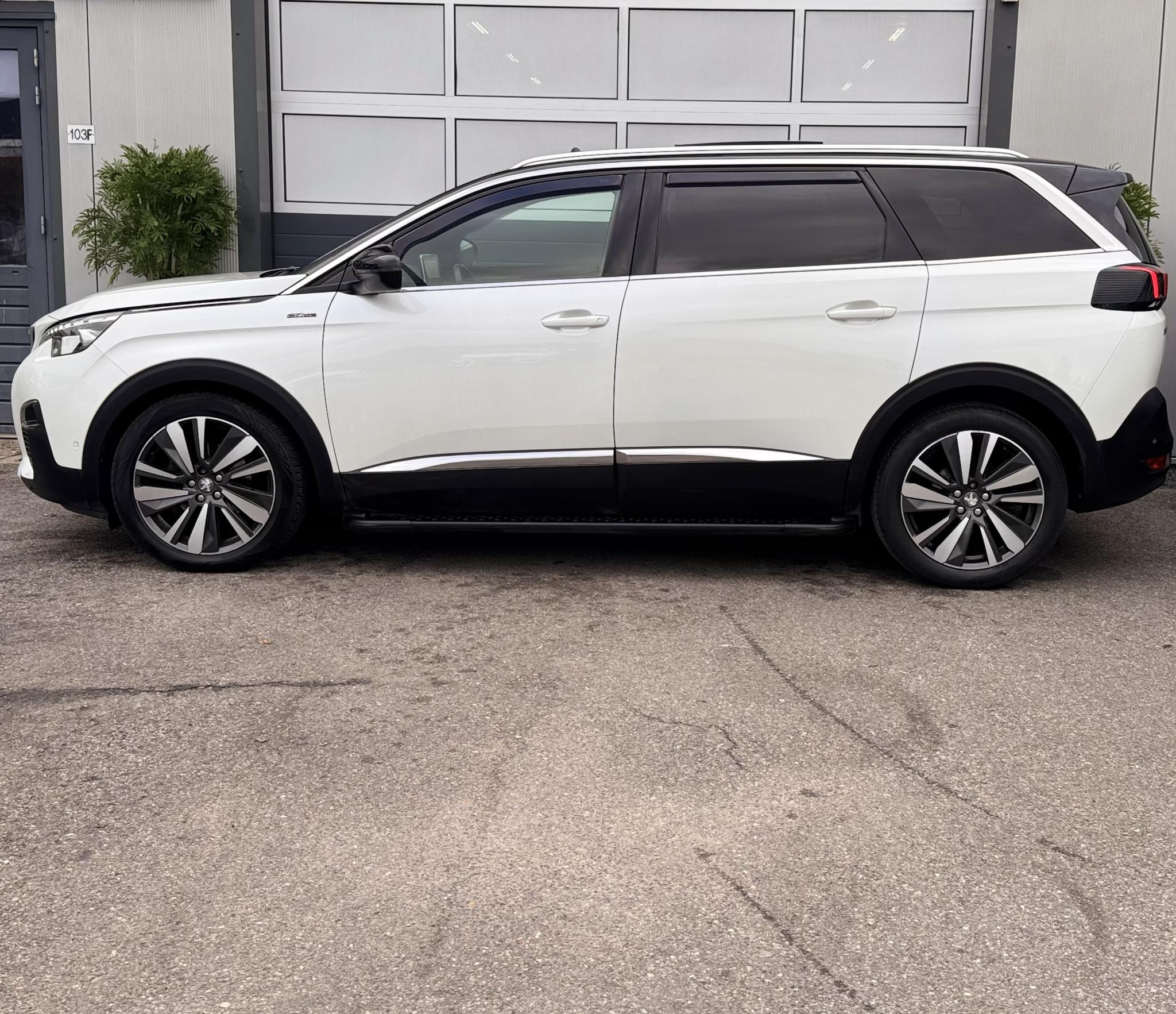 Foto van Peugeot 5008