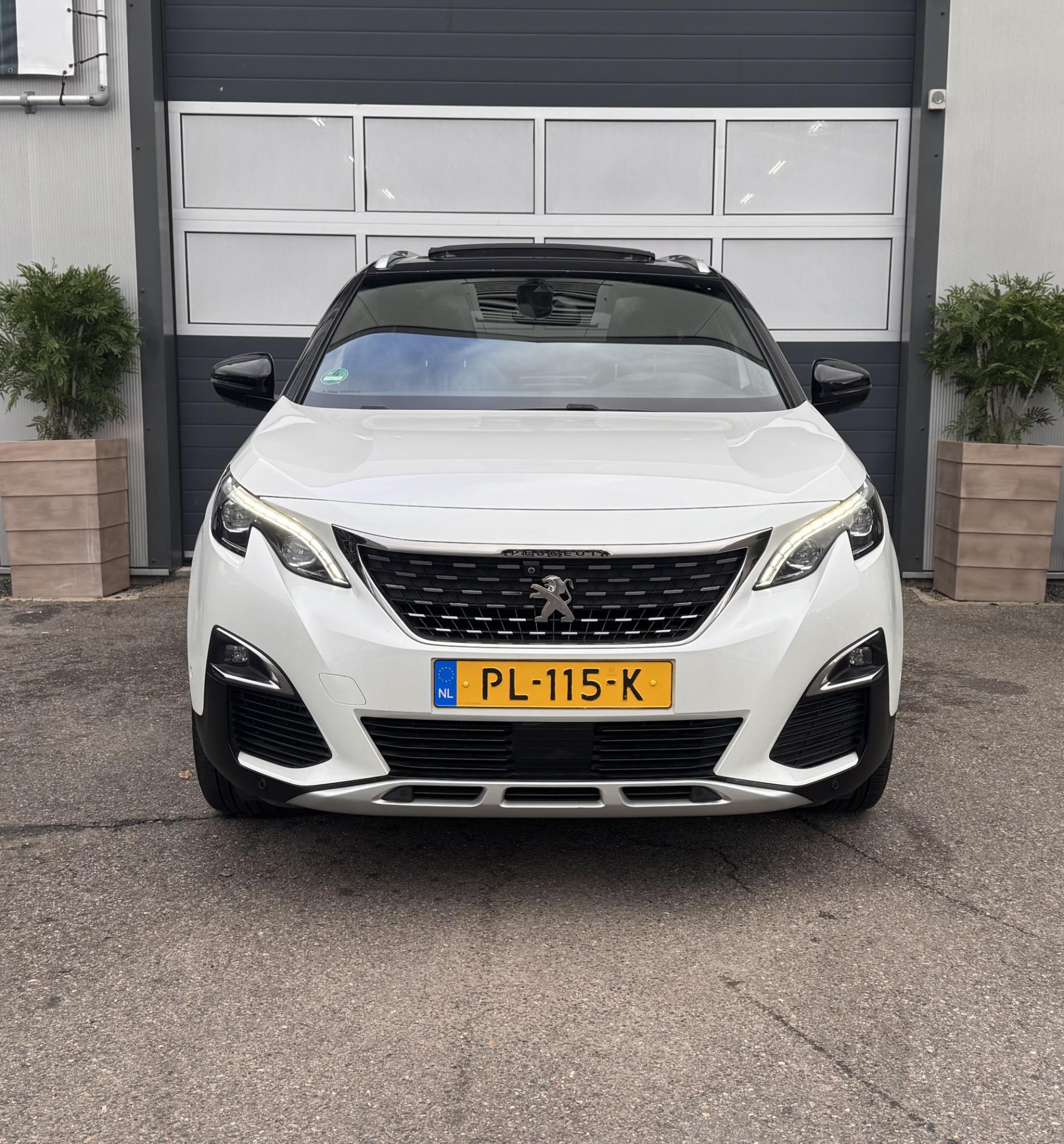 Foto van Peugeot 5008