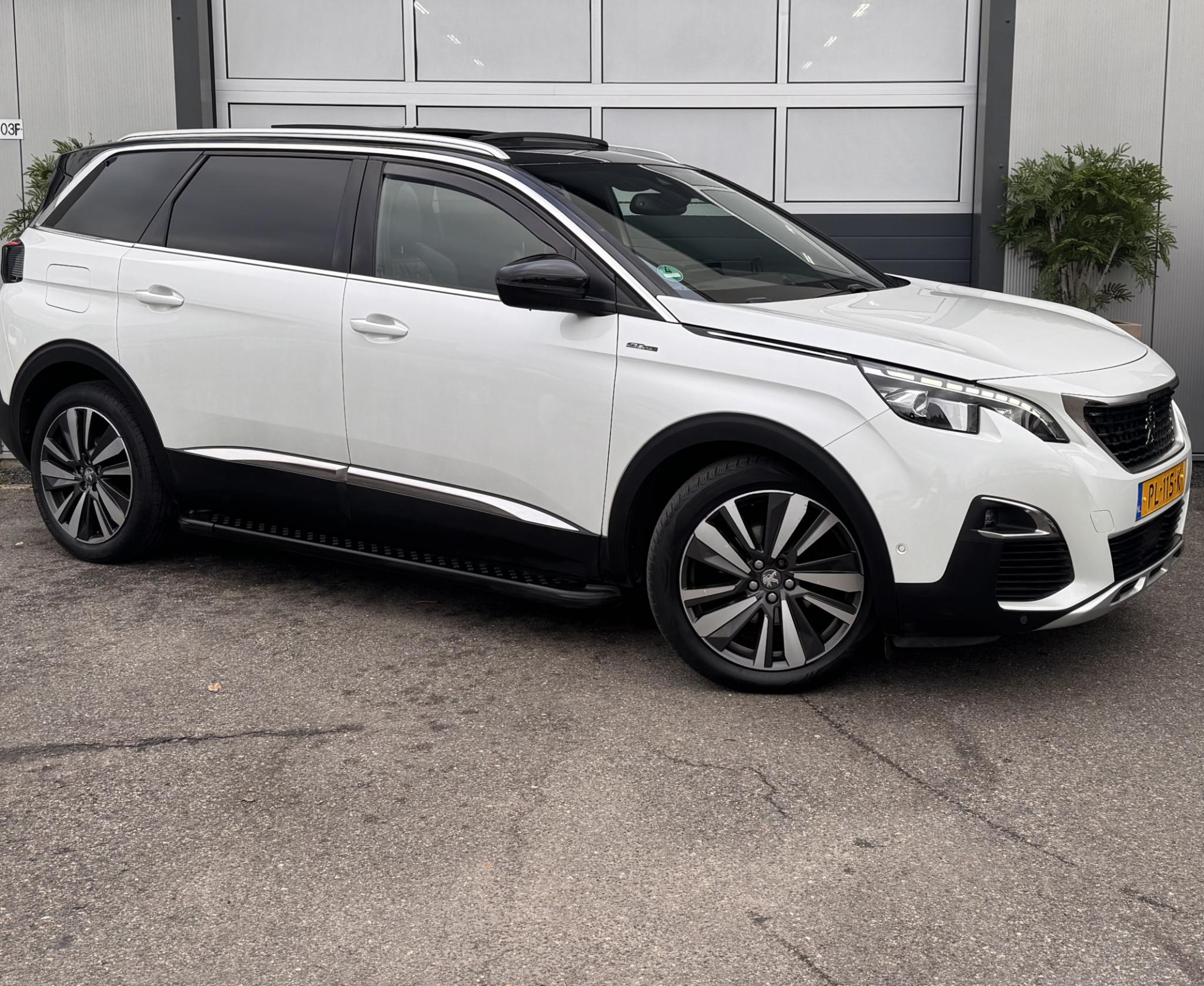 Foto van Peugeot 5008