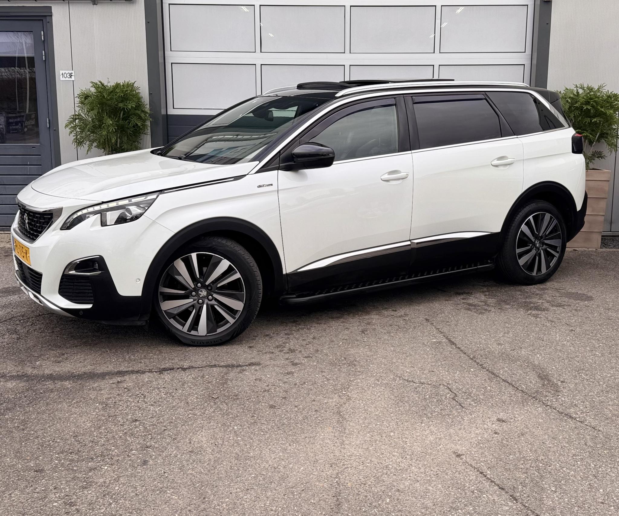 Foto van Peugeot 5008