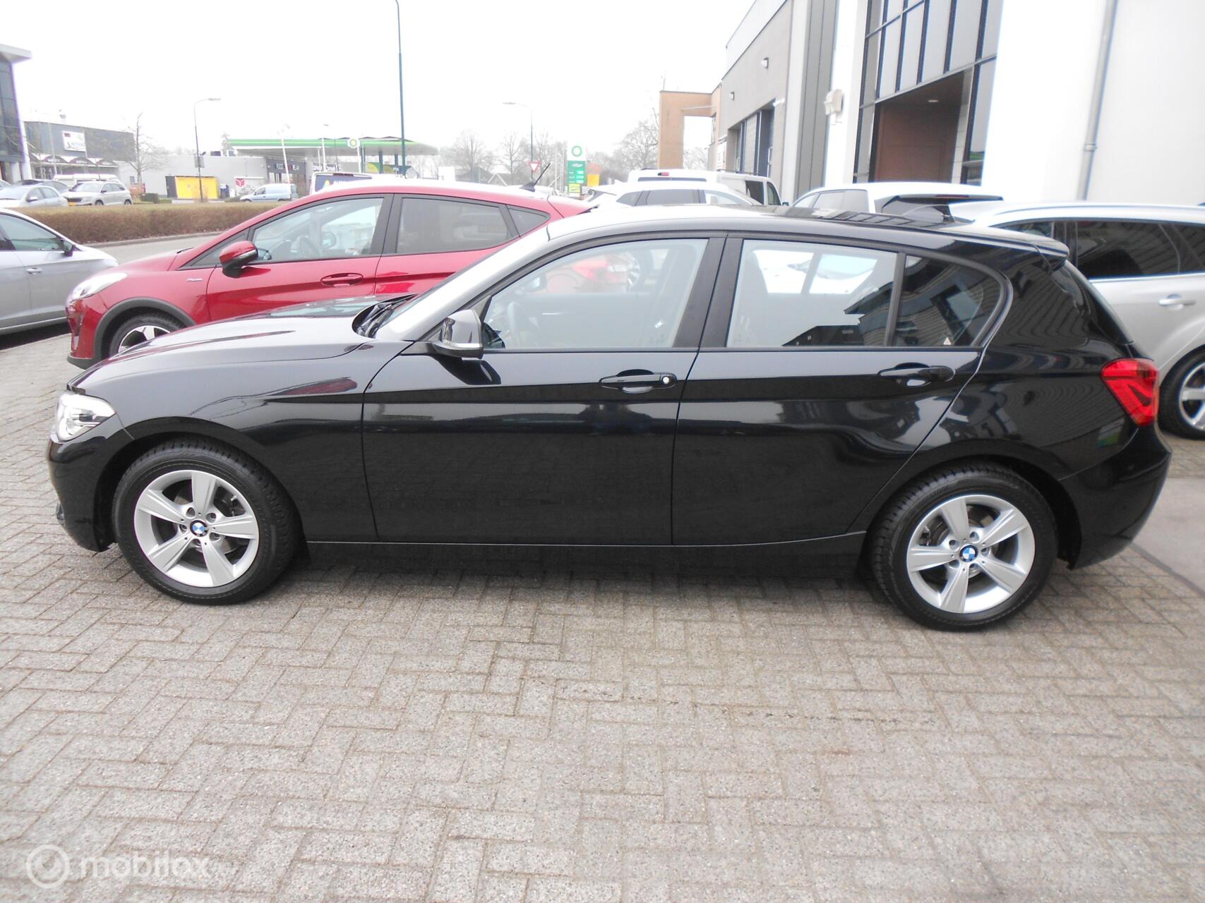 Foto van BMW 118i
