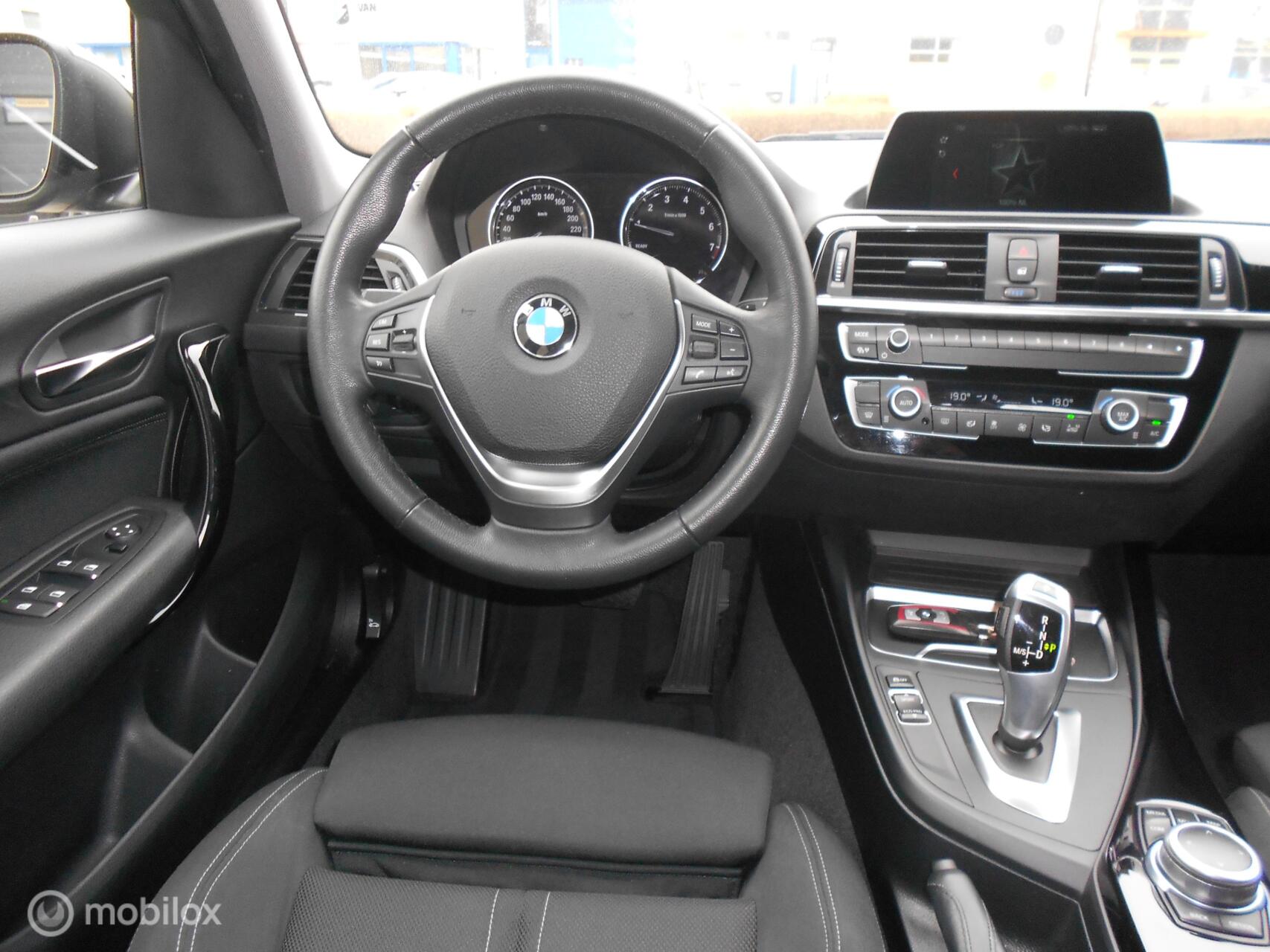 Foto van BMW 118i