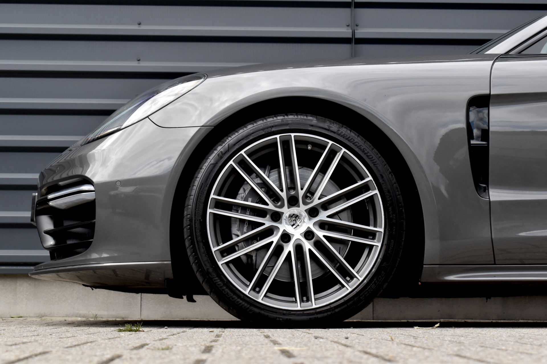 Foto van Porsche Panamera 4 E-hybrid