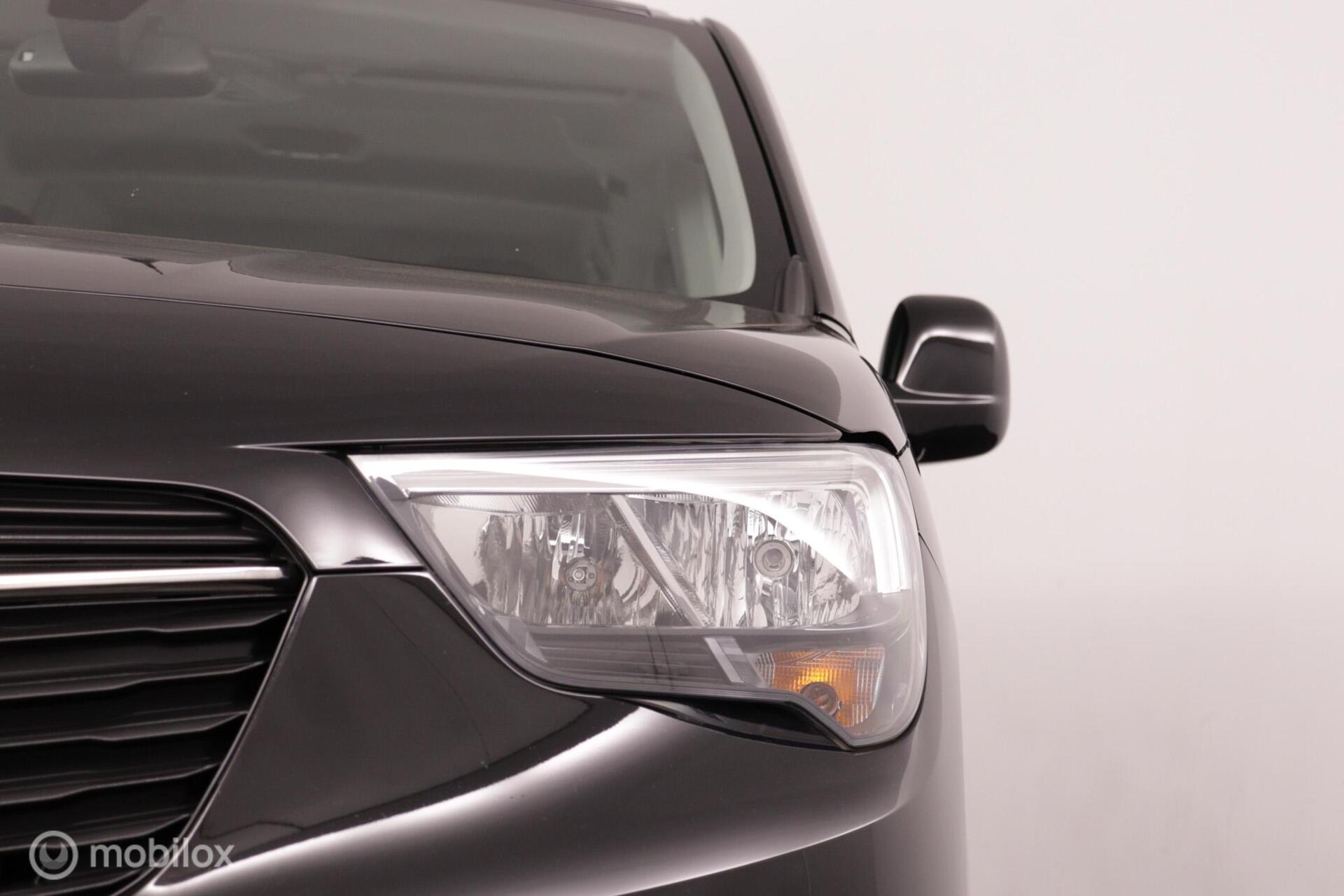 Foto van Opel Combo Tour