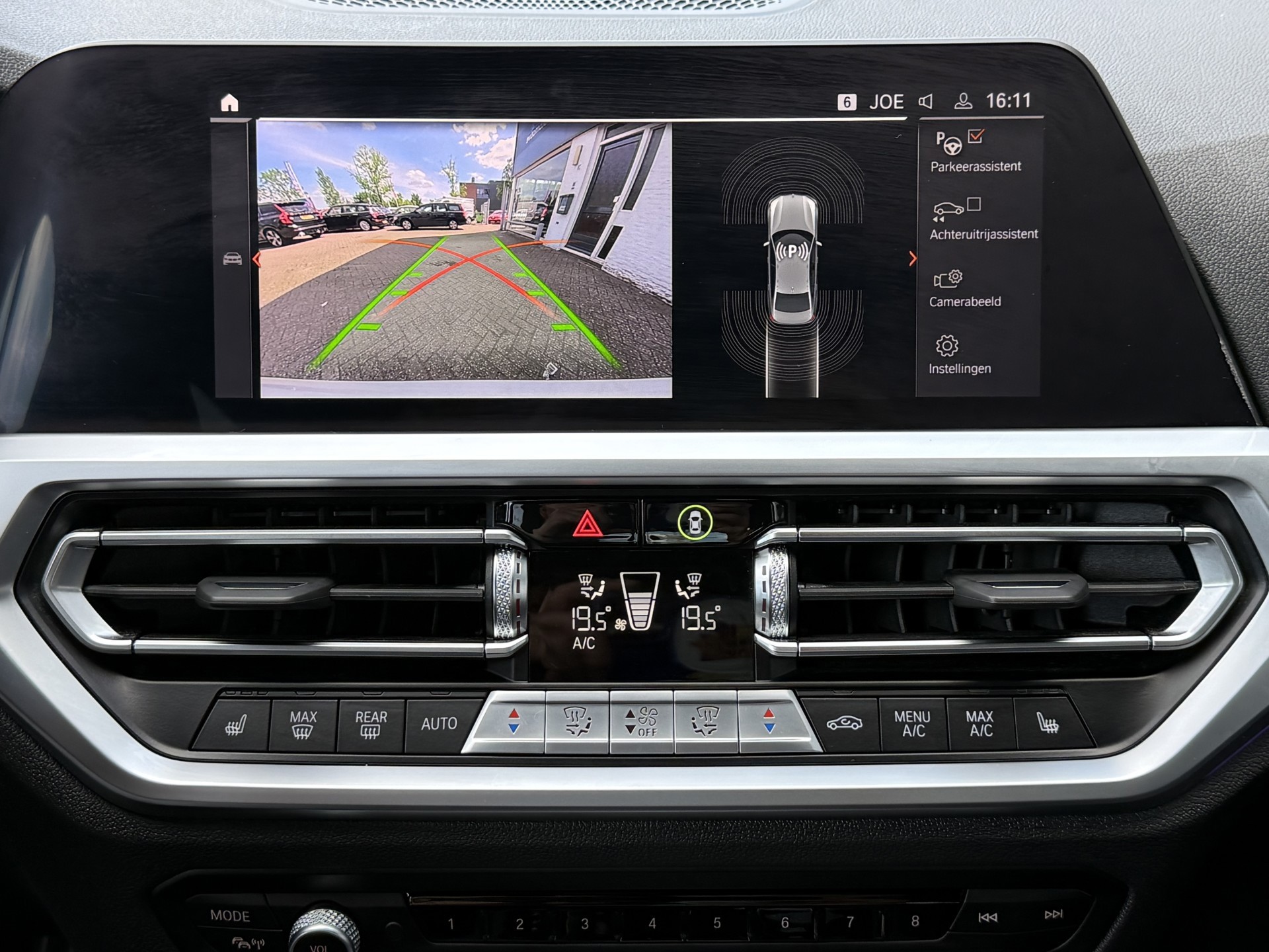 Foto van BMW 318i