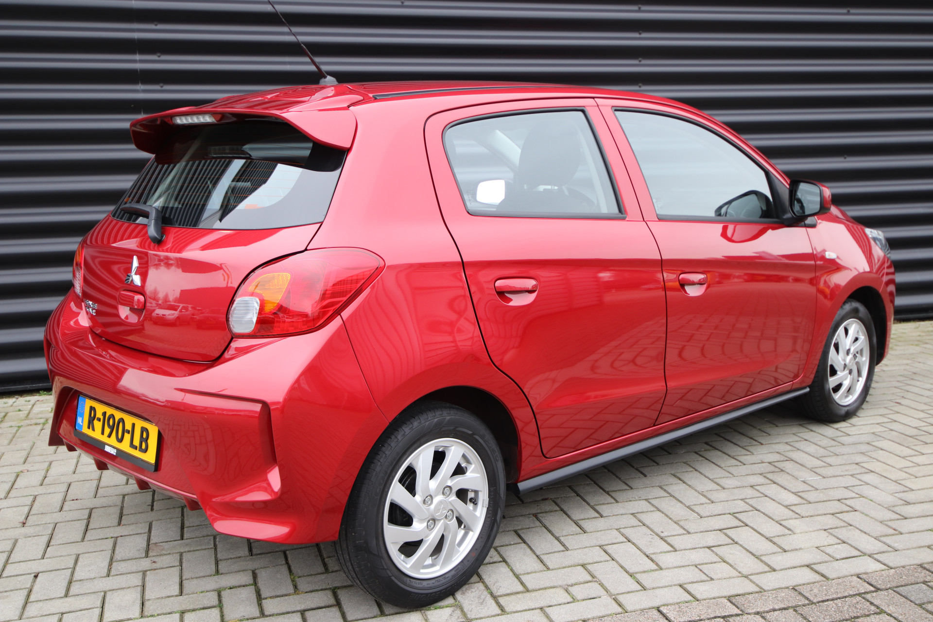 Foto van Mitsubishi Space Star