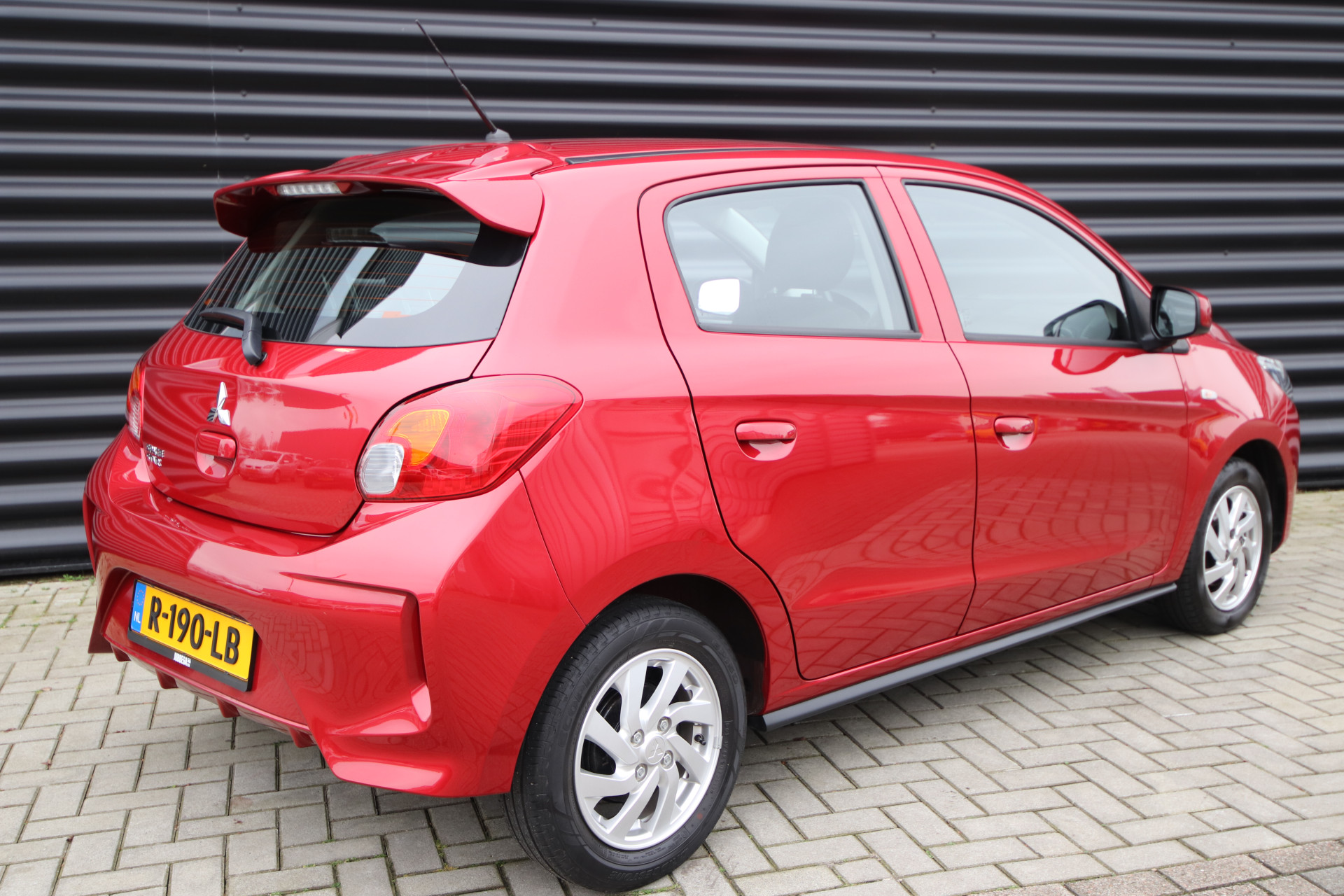 Foto van Mitsubishi Space Star
