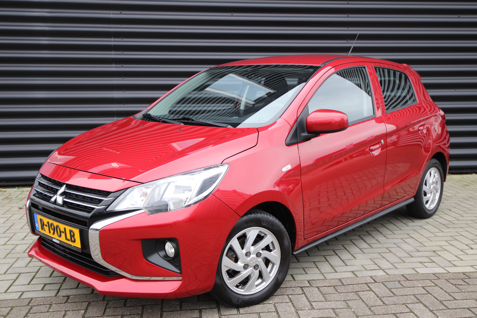 Foto van Mitsubishi Space Star