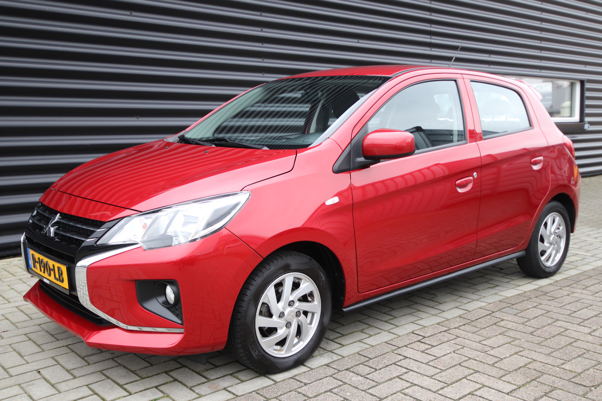 Foto van Mitsubishi Space Star