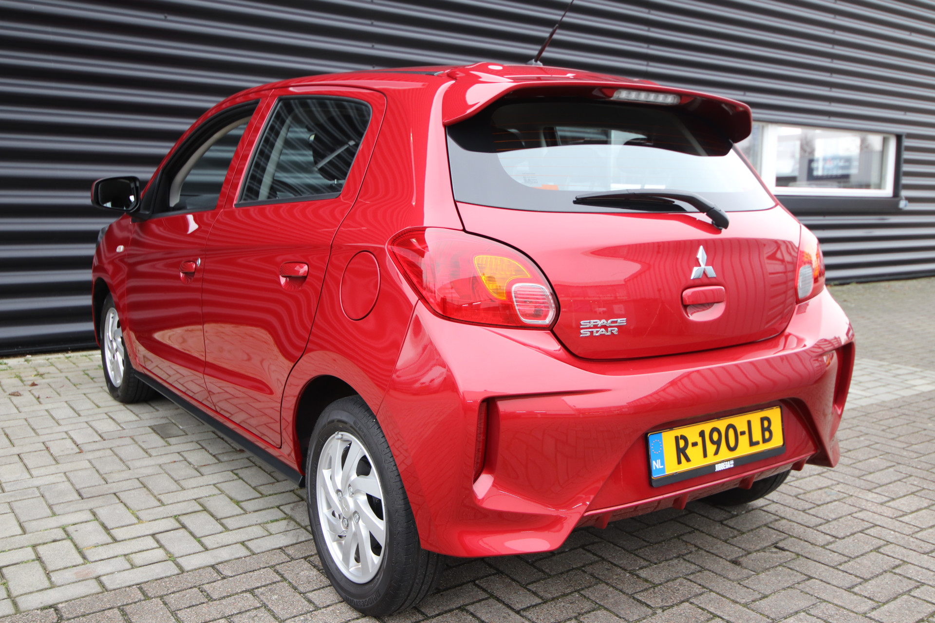 Foto van Mitsubishi Space Star