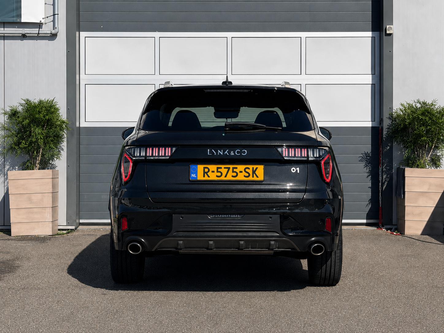 Foto van Lynk&co LYNK & Co 01
