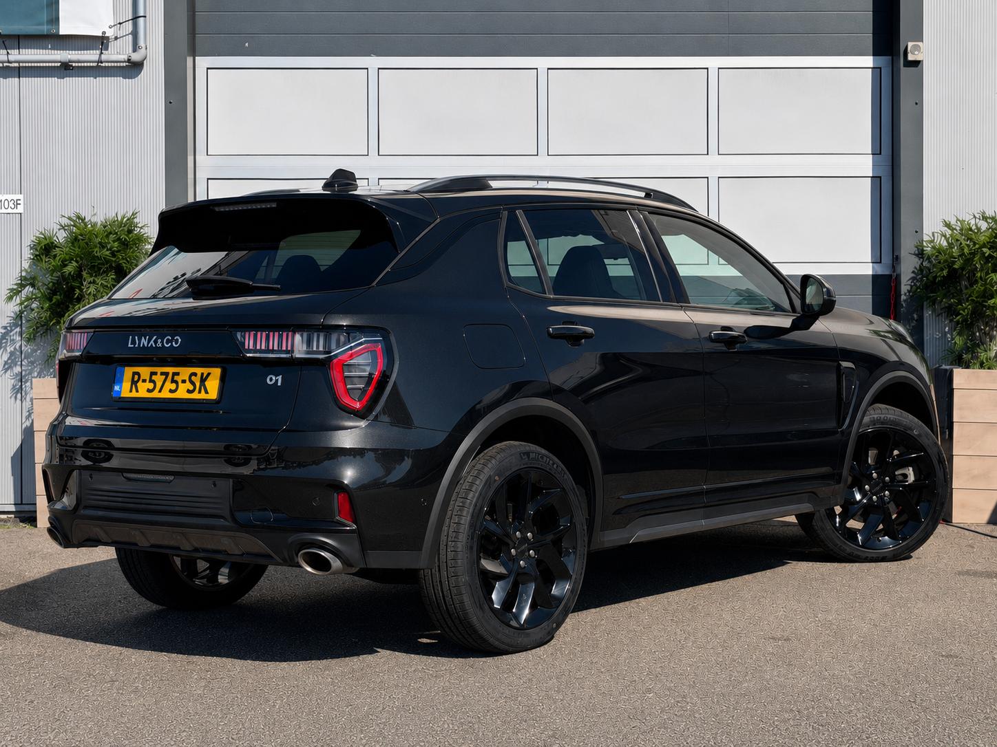 Foto van Lynk&co LYNK & Co 01