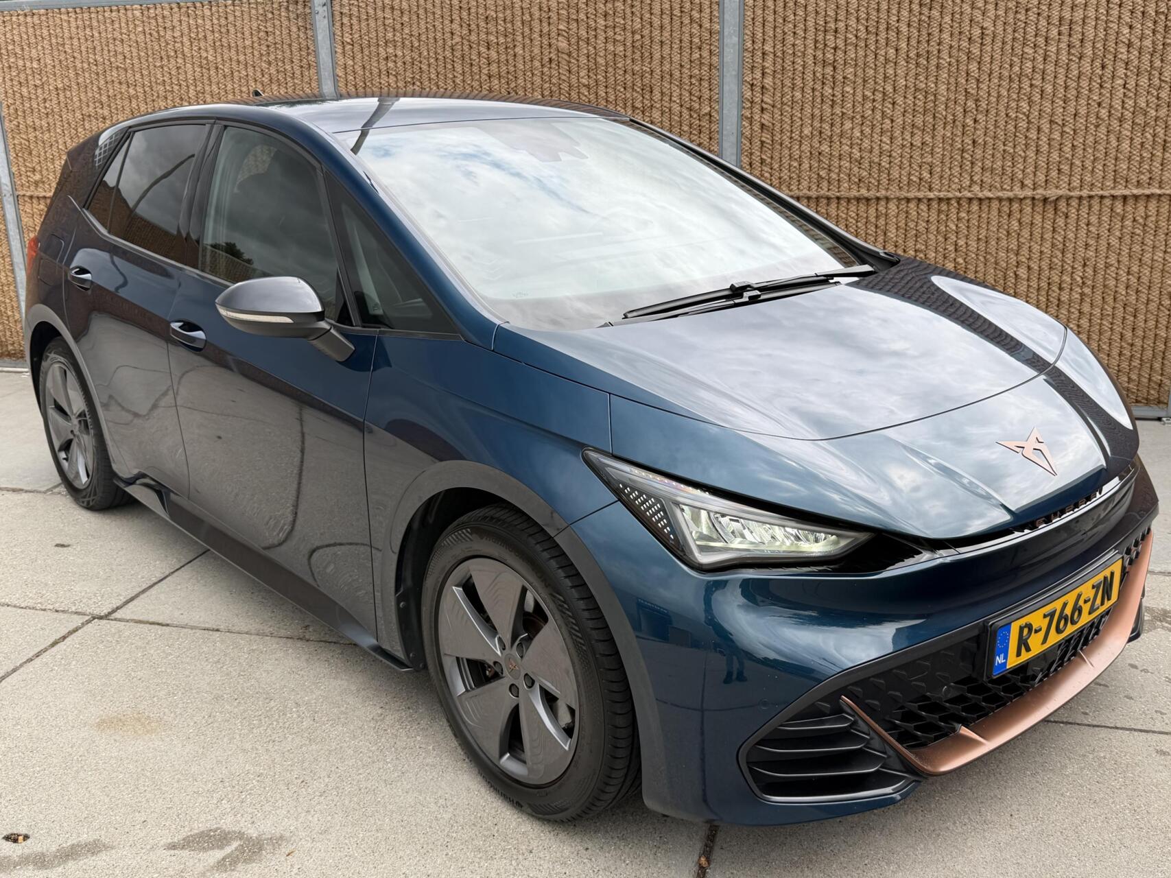 Foto van Cupra Born 150 KW 58/62 KWH
