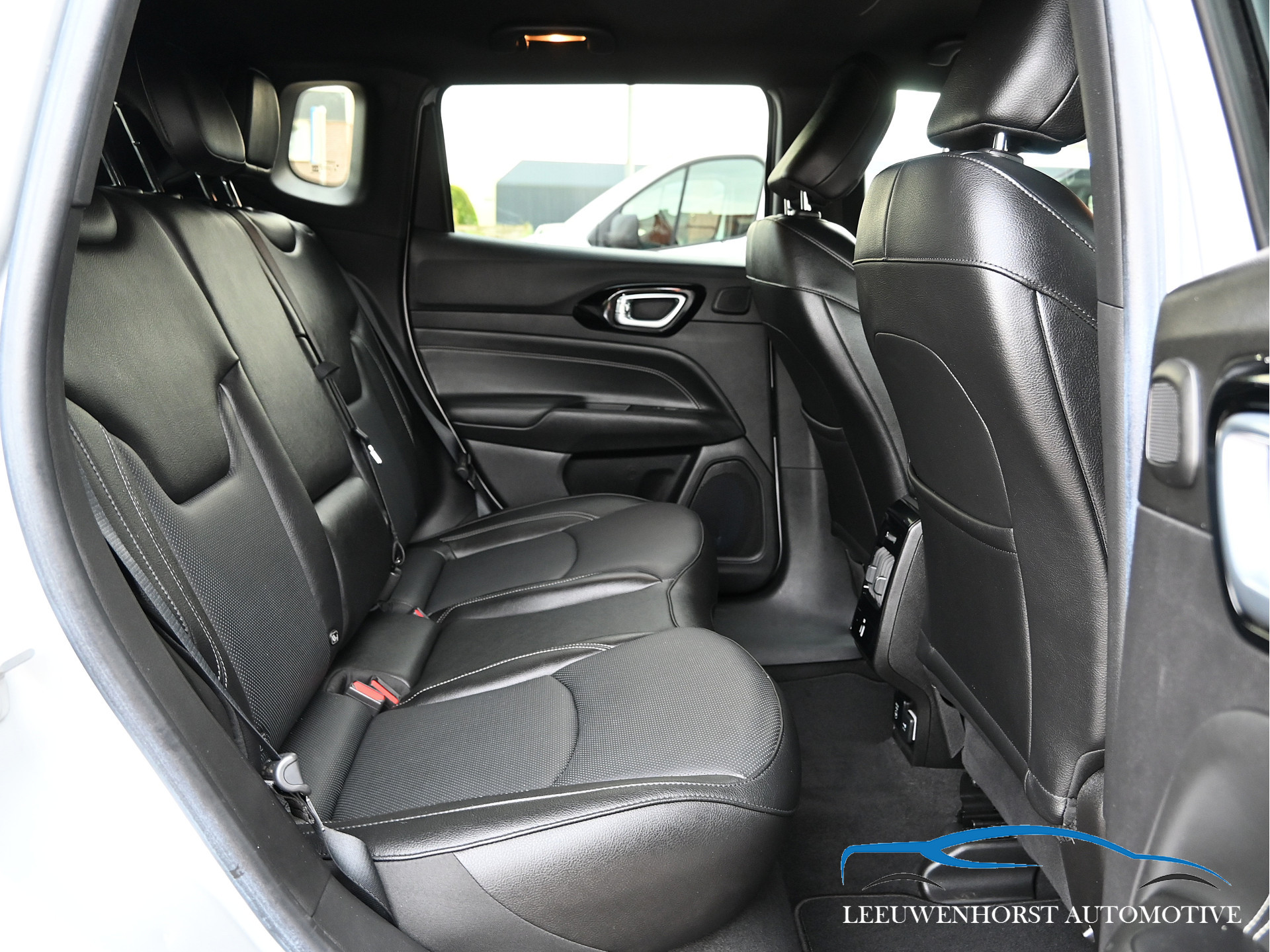 Foto van Jeep Compass